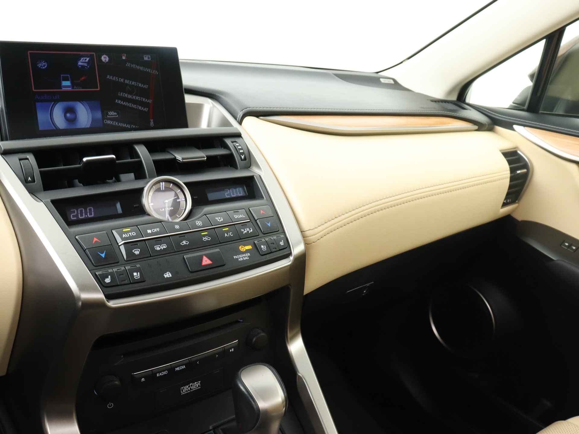 Lexus NX 300h AWD President Limited | Panoramadak | Adaptieve Cruise Control | Mark Levinson | Trekhaak | - 6/47