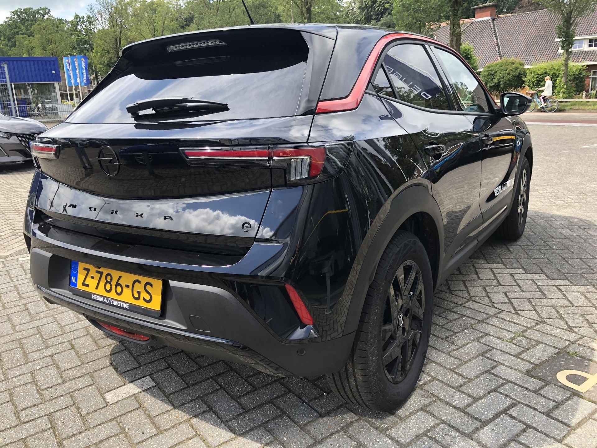 Opel Mokka Electric Ultimate 50 kWh | €2.000,- EV SUBSIDIE | ZEER COMPLEET | CAMERA | NAVIGATIE | STOEL EN STUUR VERWARMING | - 4/23