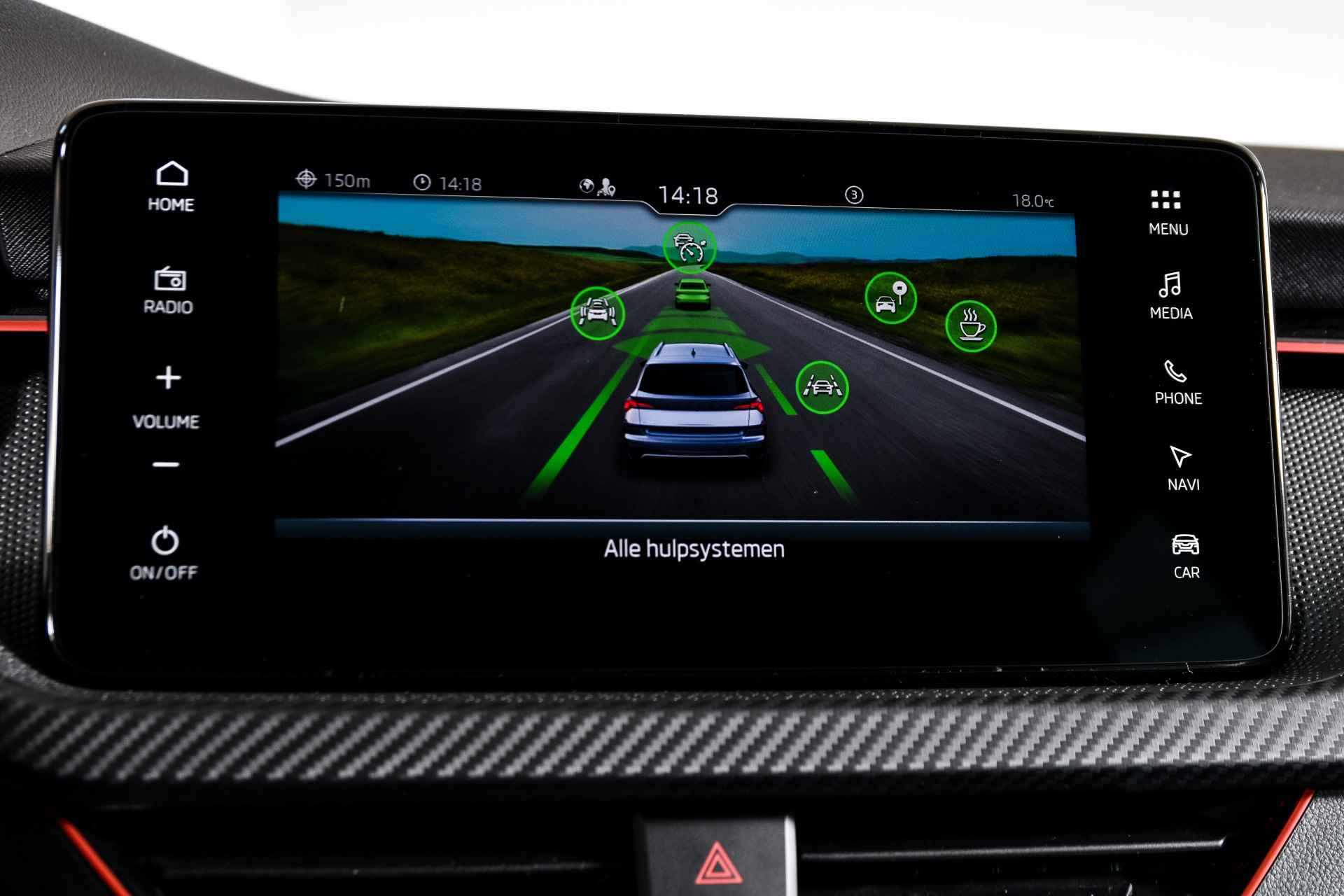 Škoda Kamiq 1.5 TSI 150 PK Monte Carlo - DSG Automaat | Pano | Dig. Cockpit | Adapt. Cruise | Stoelverw. | Camera | PDC | NAV + App. Connect | ECC | LED | LM 18" | 3771 - 33/60