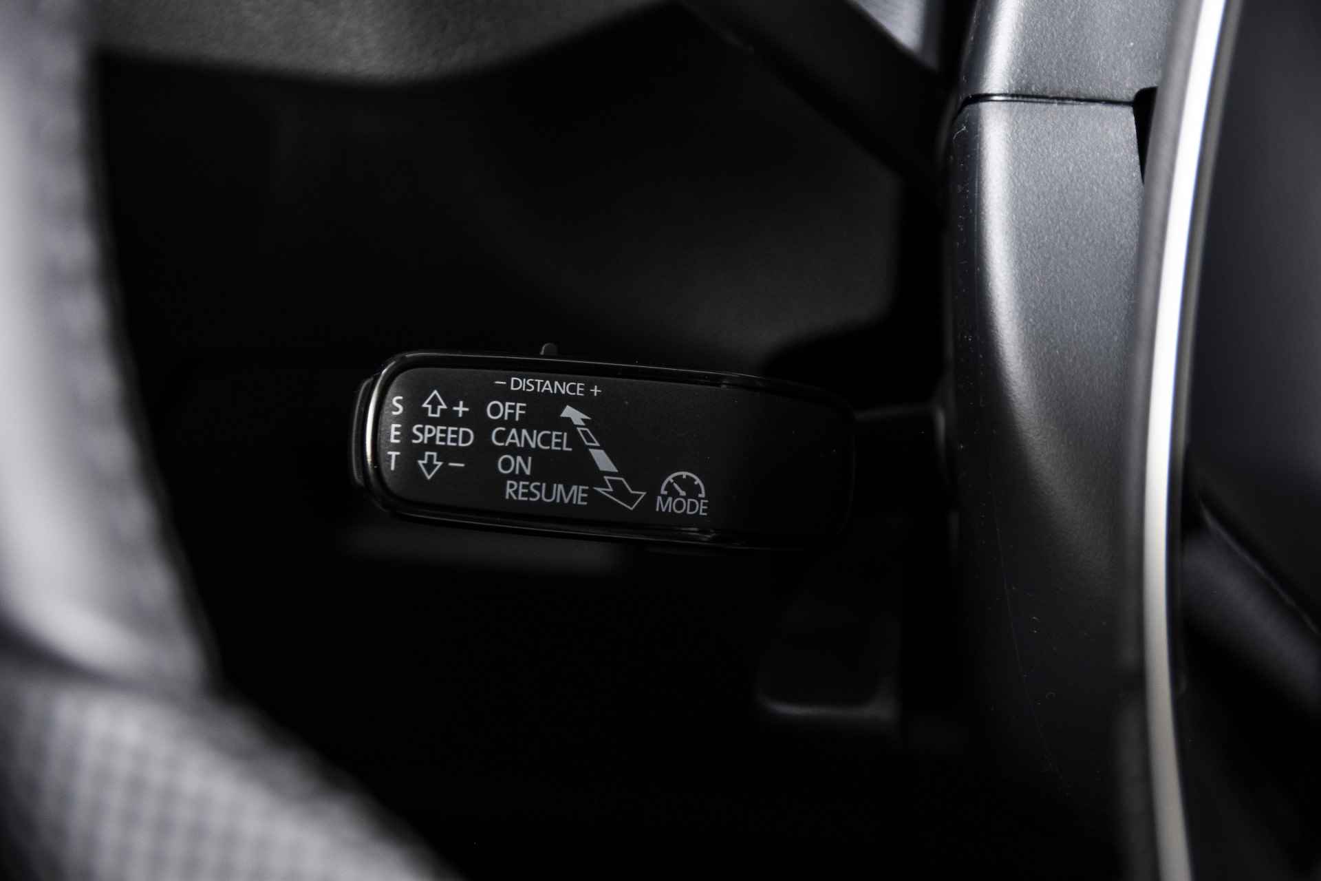 Škoda Kamiq 1.5 TSI 150 PK Monte Carlo - DSG Automaat | Pano | Dig. Cockpit | Adapt. Cruise | Stoelverw. | Camera | PDC | NAV + App. Connect | ECC | LED | LM 18" | 3771 - 46/60