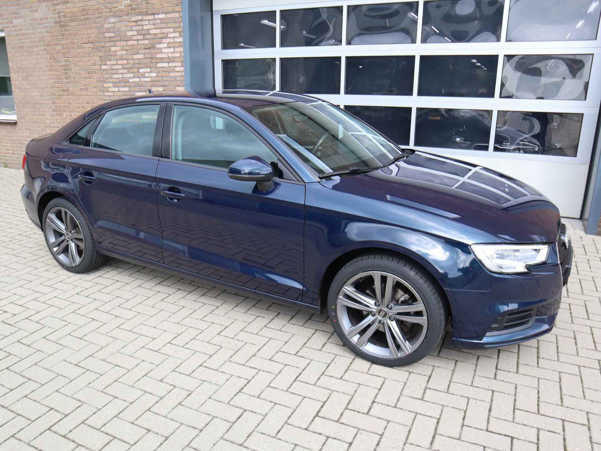 Audi A3 Limousine 1.5 TFSI CoD - 13/37