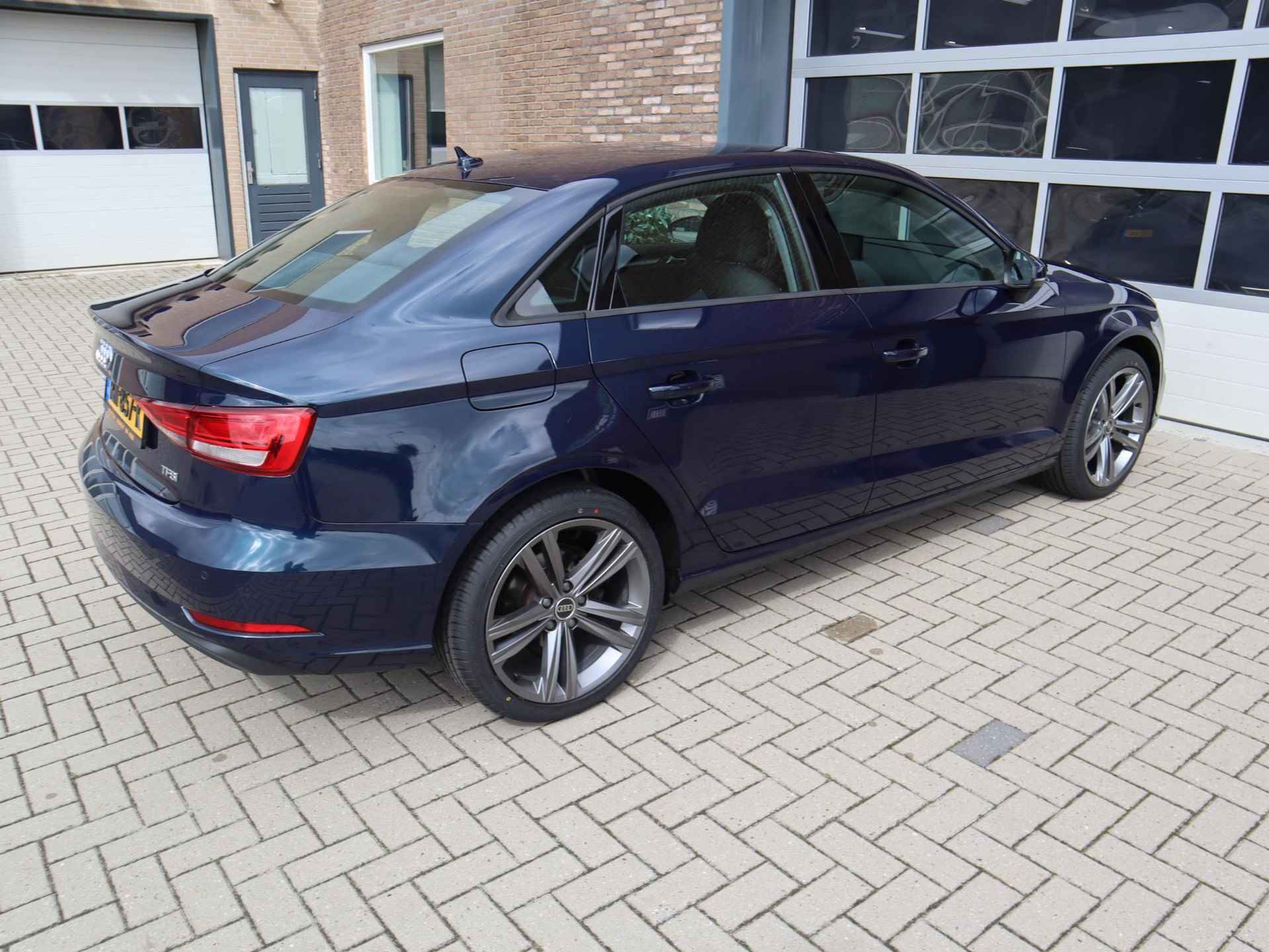 Audi A3 Limousine 1.5 TFSI CoD - 24/37