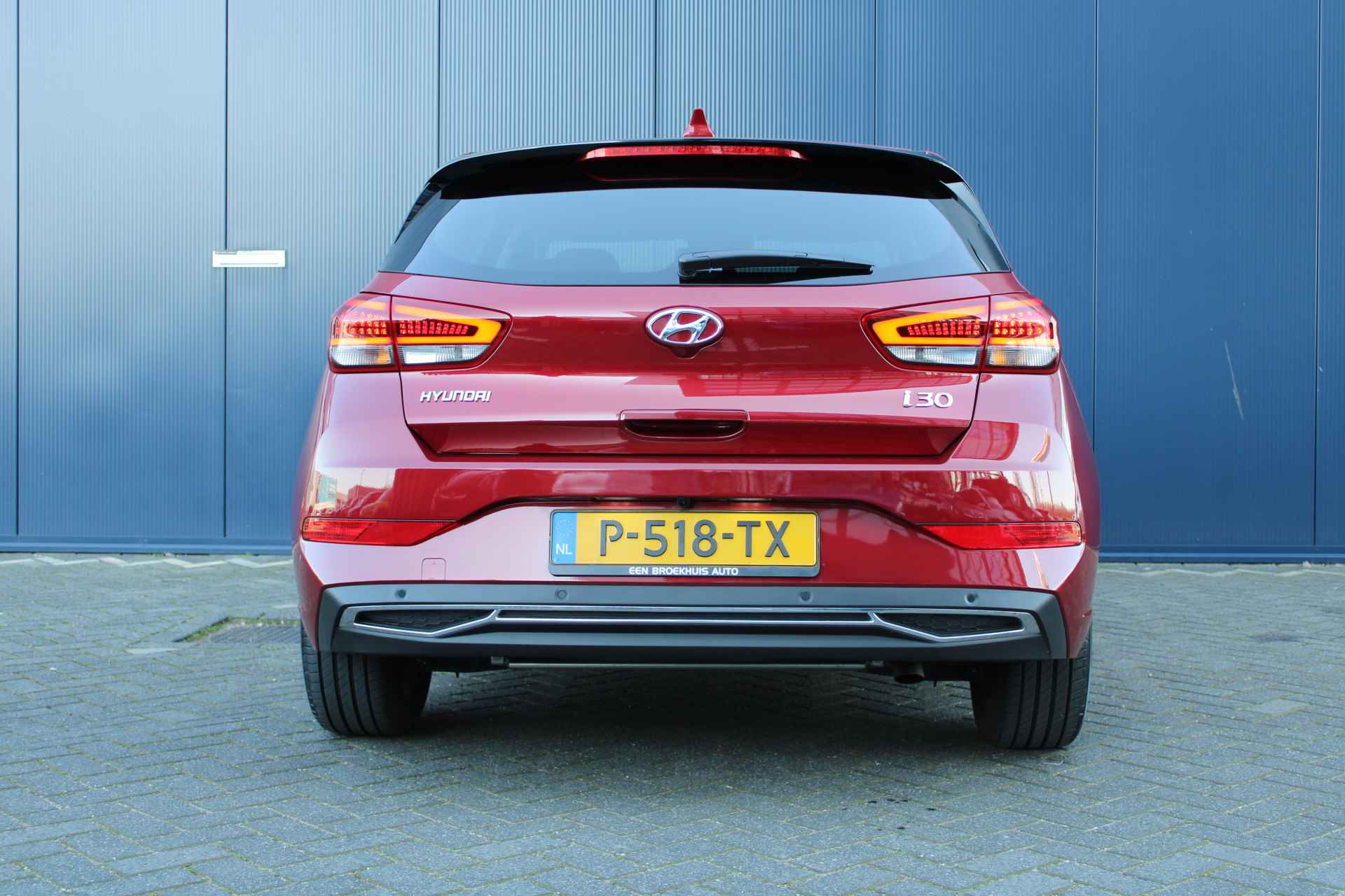 Hyundai i30 1.5 T-GDI 160pk MHEV Premium | Leder | Climate | Camera | Keyless | Full Led | NL. Auto | Navigatie | 17" Lichtmetaal | Winterpa - 5/29