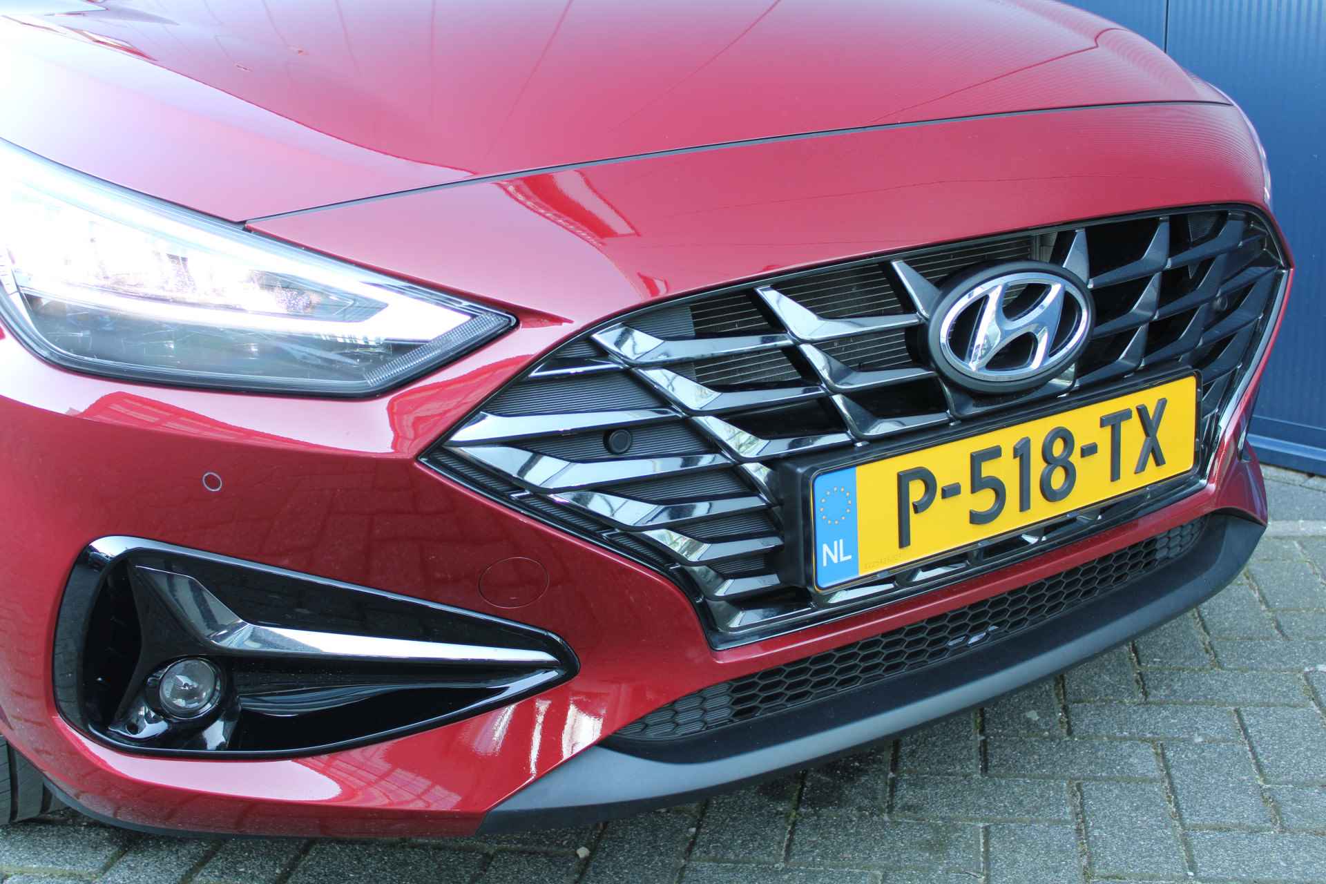Hyundai i30 1.5 T-GDI 160pk MHEV Premium | Leder | Climate | Camera | Keyless | Full Led | NL. Auto | Navigatie | 17" Lichtmetaal | Winterpa - 11/29