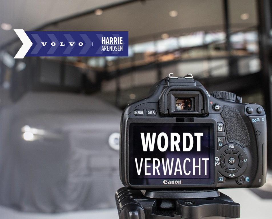 Volvo V90 T8 Twin Engine R-Design, ACC, Luchtvering, B&W, 20 Inch bij viaBOVAG.nl