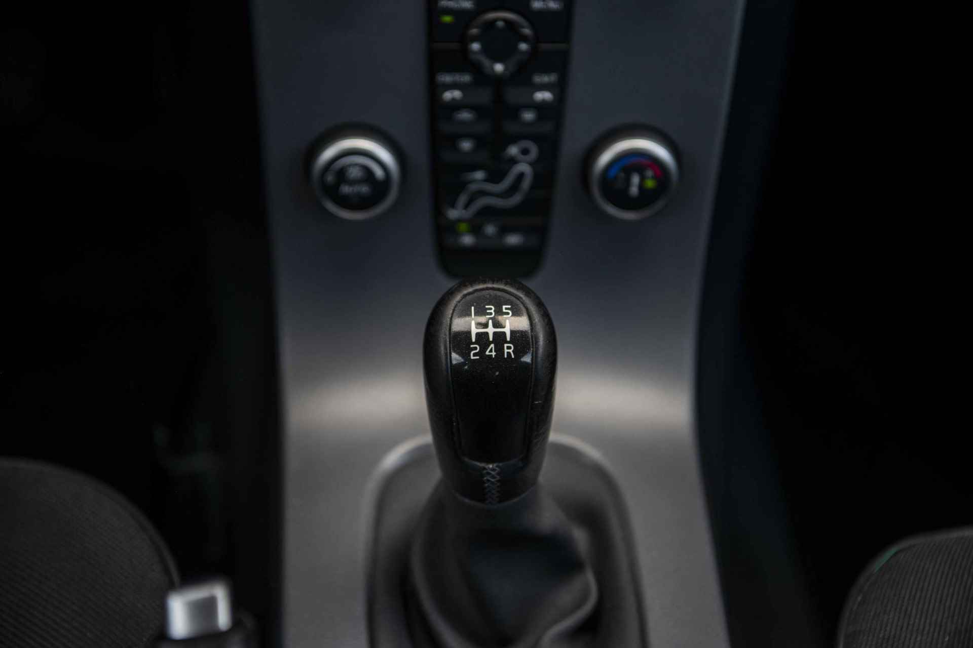Volvo C30 2.0 Kinetic | Cruise Control | Climate Control | Bluetooth | 16 inch velgen | Dealeronderhouden | - 15/28