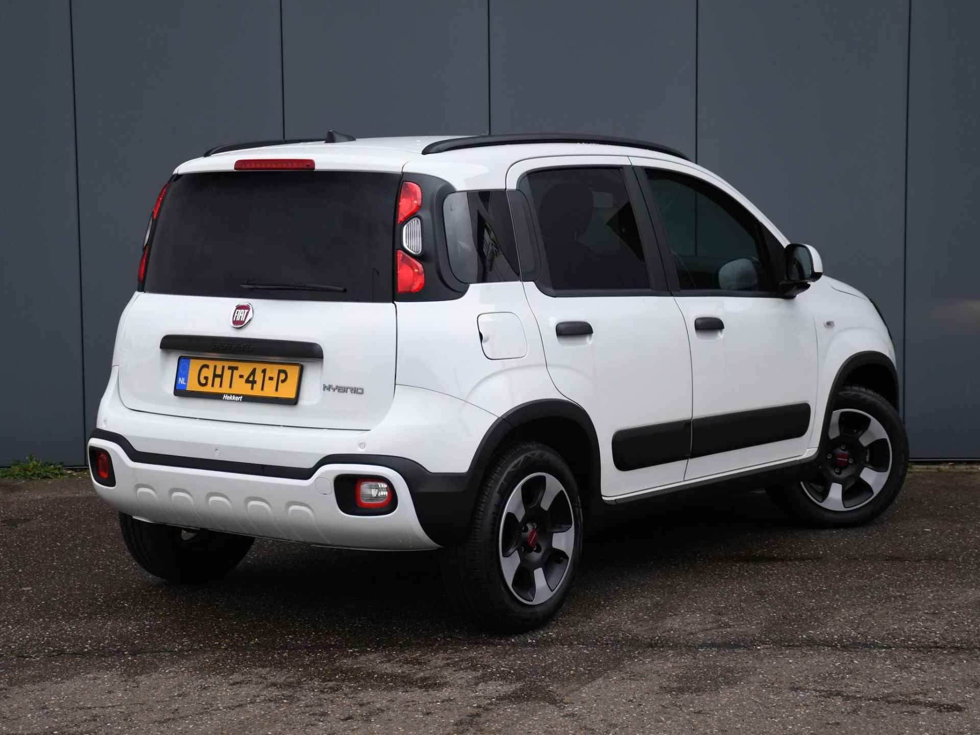 Fiat Panda Cross 1.0 Hybrid 70pk PDC ACHTER | APPLE-CARPLAY | DAB | 15''LM | AIRCO - 4/23