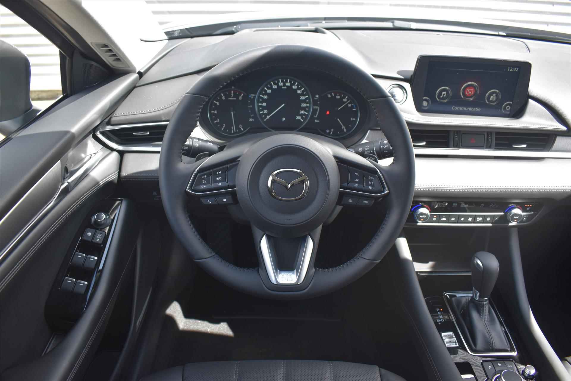 Mazda 6 Sportbreak 2.0 SKYACTIV-G 165PK Exclusive-Line + Comfort pakket | Fabrieksgarantie t/m 2029! | Carplay | Camera | Leer | BOSE | Navi | Stoelventilatie - 22/32