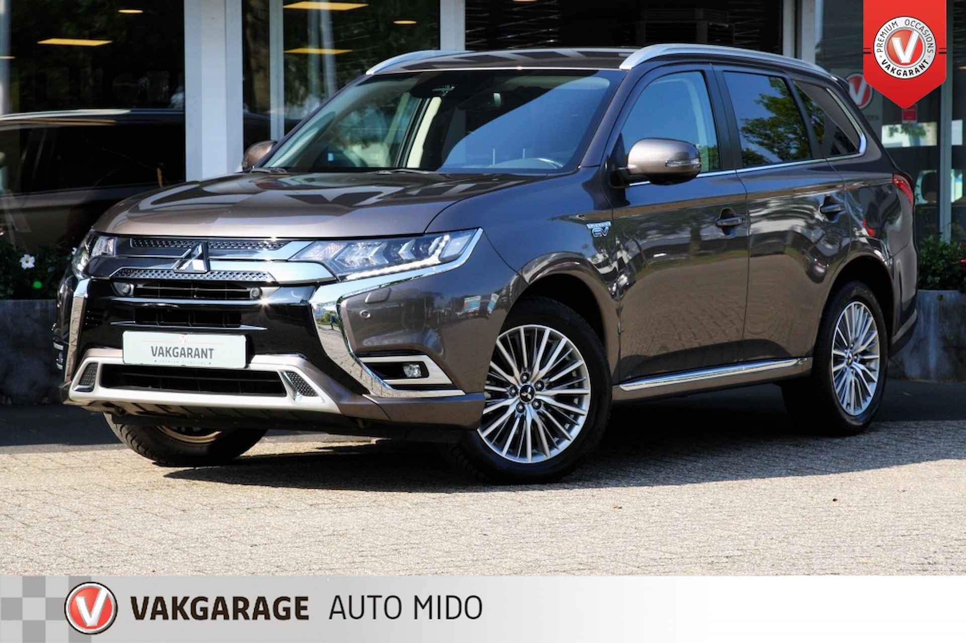 Mitsubishi Outlander 2.4 PHEV Instyle -Trekhaak afneembaar- -All season banden- - 20/60