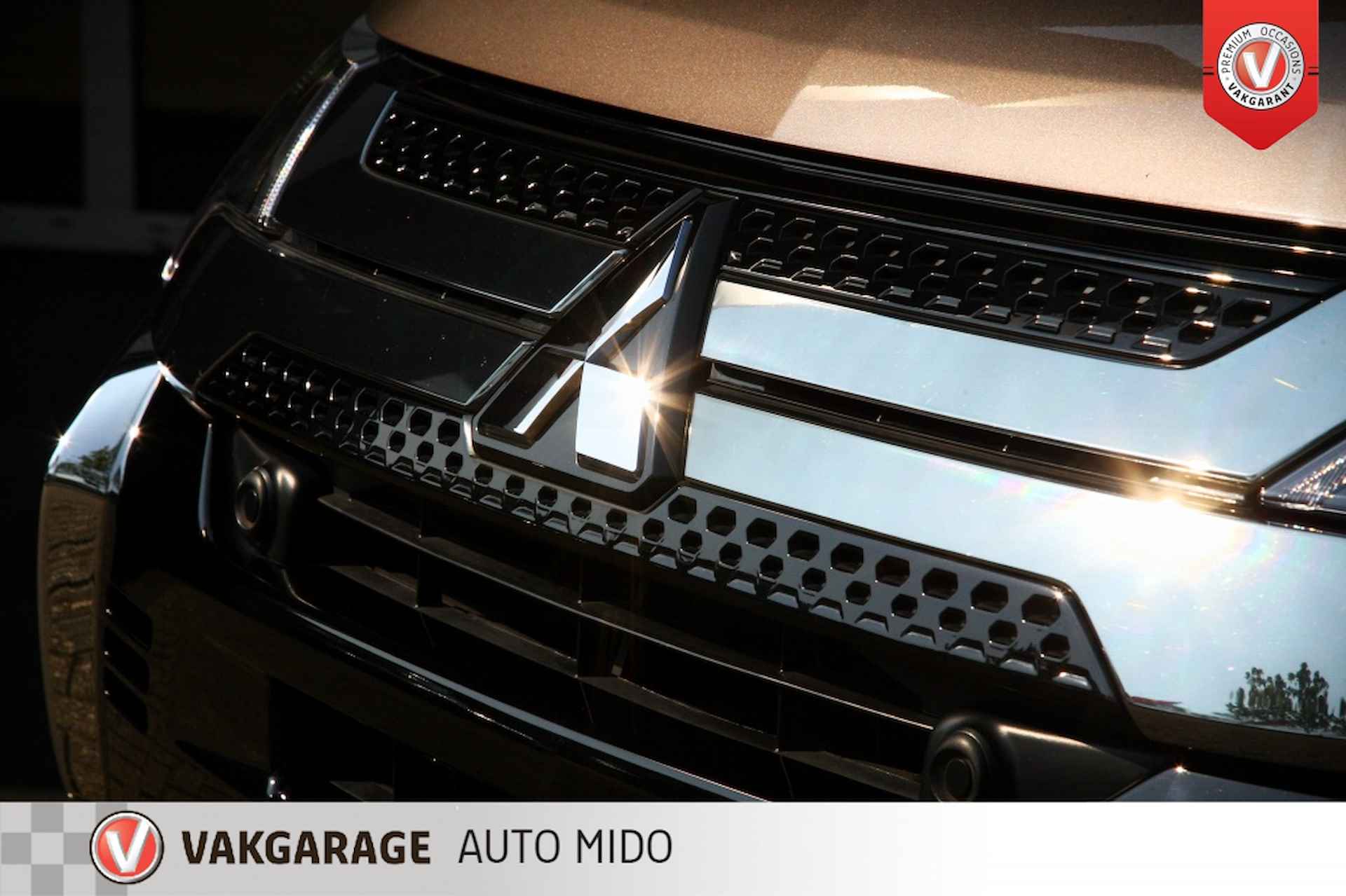 Mitsubishi Outlander 2.4 PHEV Instyle -Trekhaak afneembaar- -All season banden- - 44/60