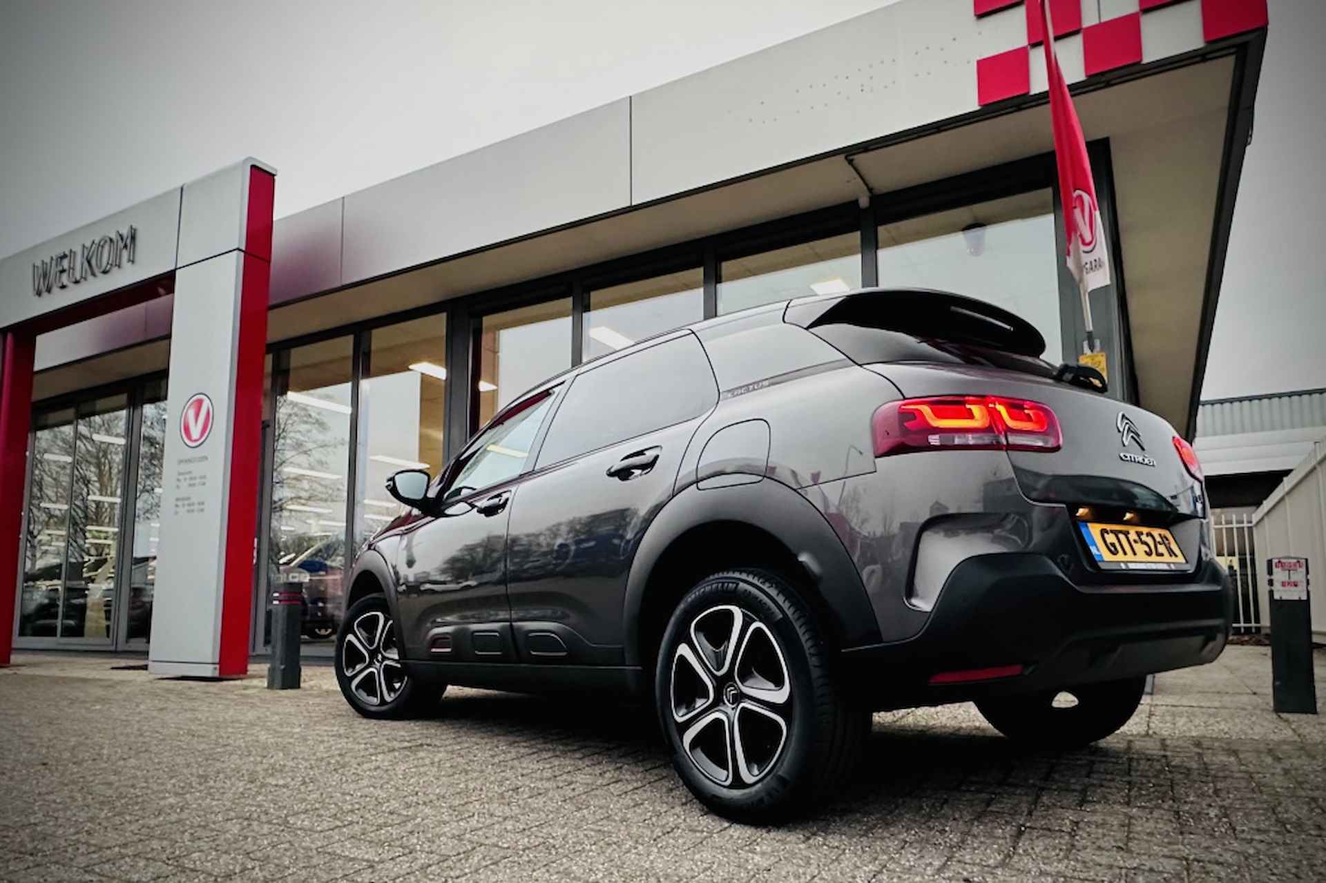 Citroen C4 Cactus 1.2 C-Series / CAMERA / CLIMA / APPLE + ANDROID - 8/28