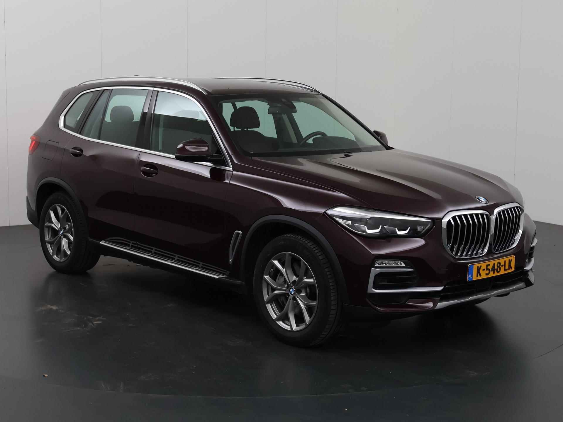 BMW X5 xDrive45e High Executive | HUD | Trekhaak | Comfortstoelen + geheugen | Navigatie | Climate Control | LED | Camera | Adaptieve Cruise Control | - 24/47