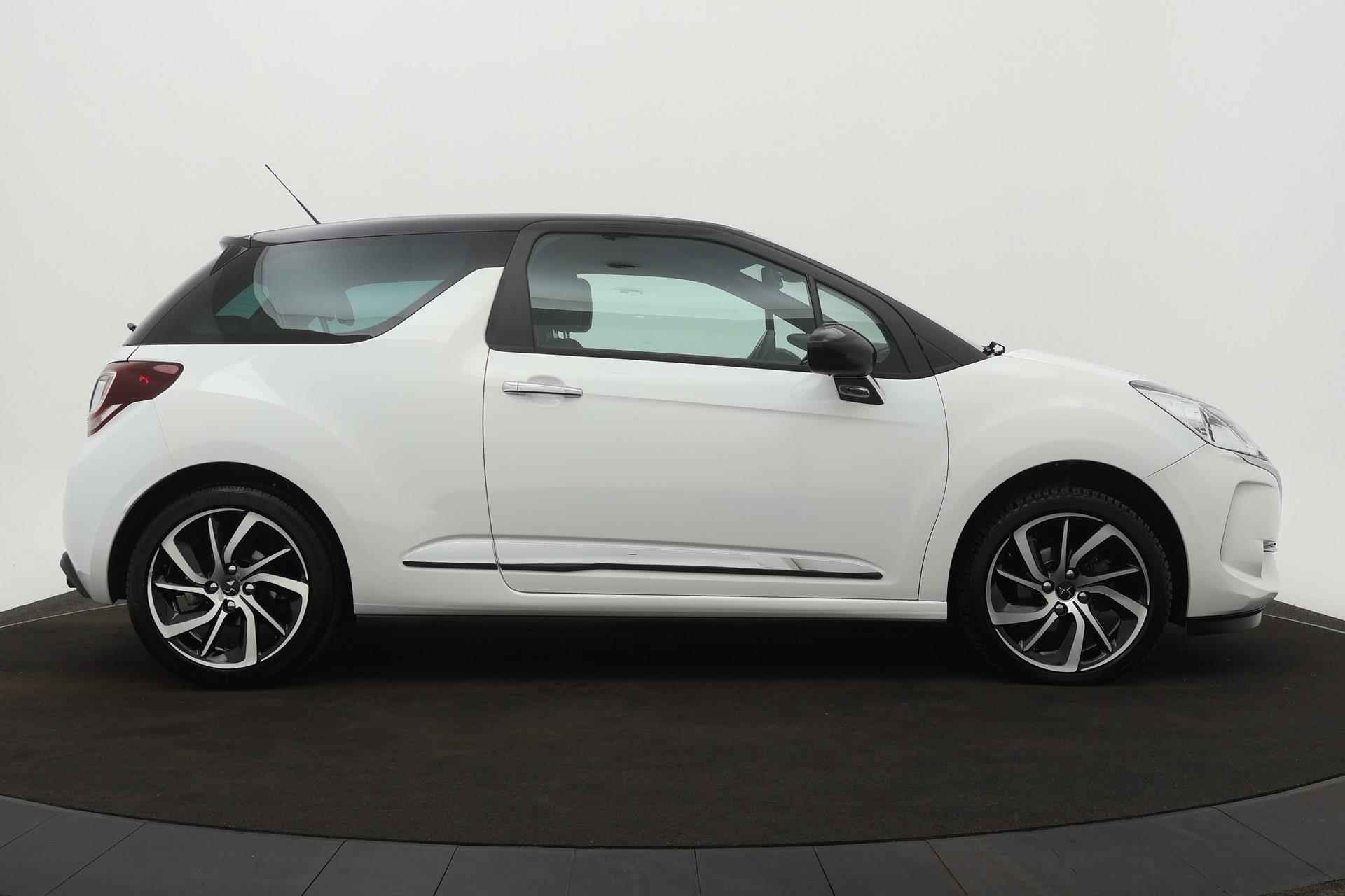 DS 3 1.2 110PK Connected Chic Aut. | Navi via App | Camera | Climate control | Sportstoelen | Carplay | LED | LMV 16inch - 6/30