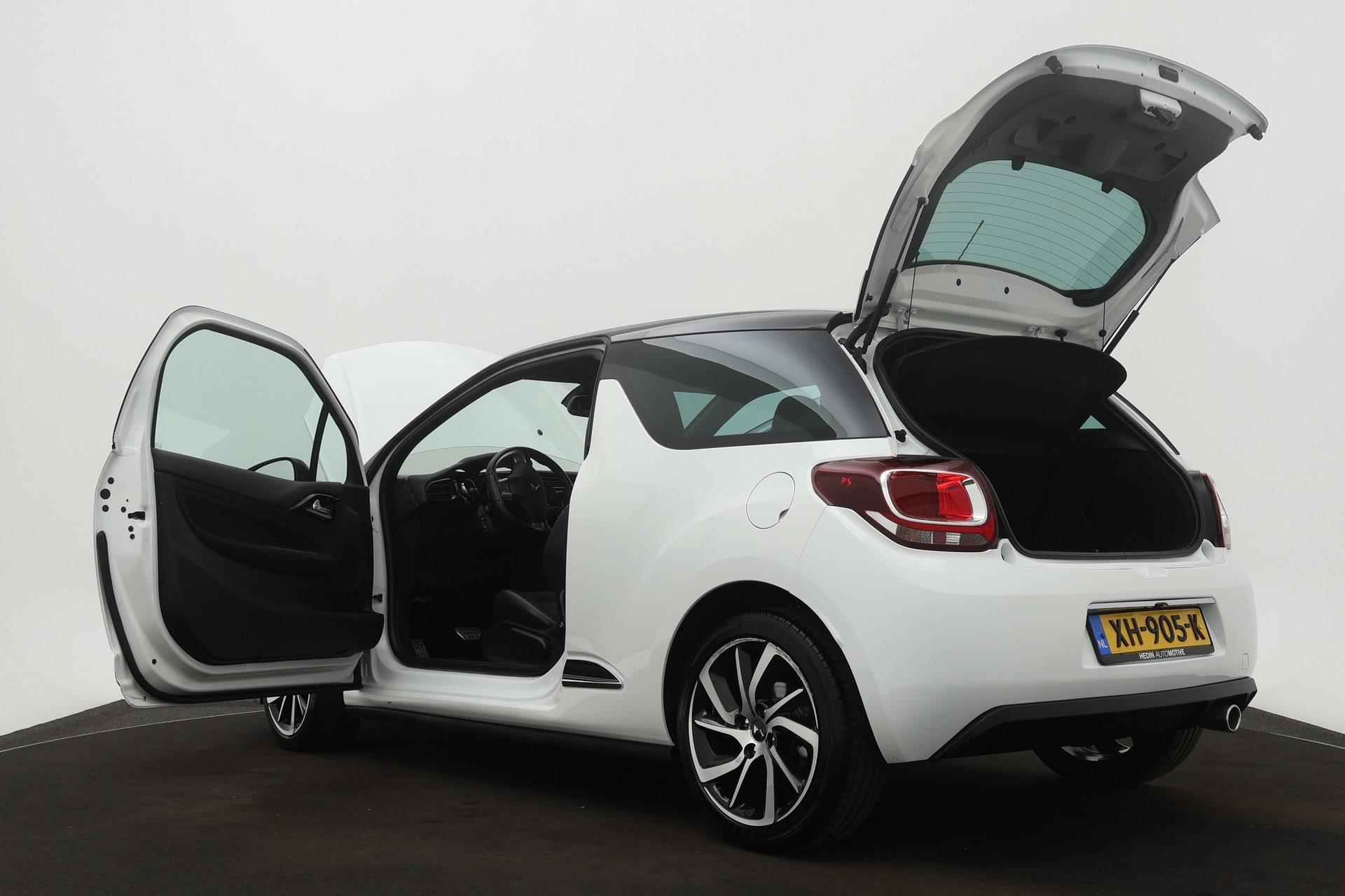 DS 3 1.2 110PK Connected Chic Aut. | Navi via App | Camera | Climate control | Sportstoelen | Carplay | LED | LMV 16inch - 22/30