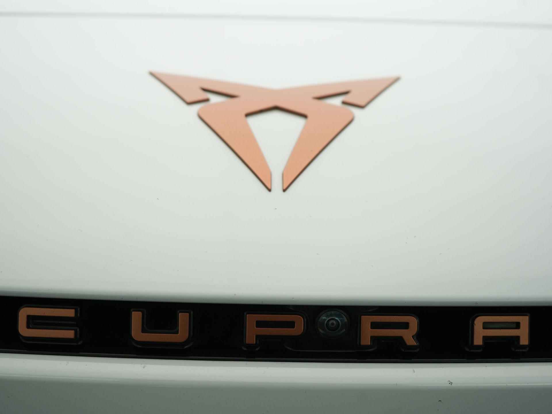 CUPRA Born Copper Edition One 62 kWh / Panodak / Elek. Stoelen / 360 Camera / HUD / - 68/72