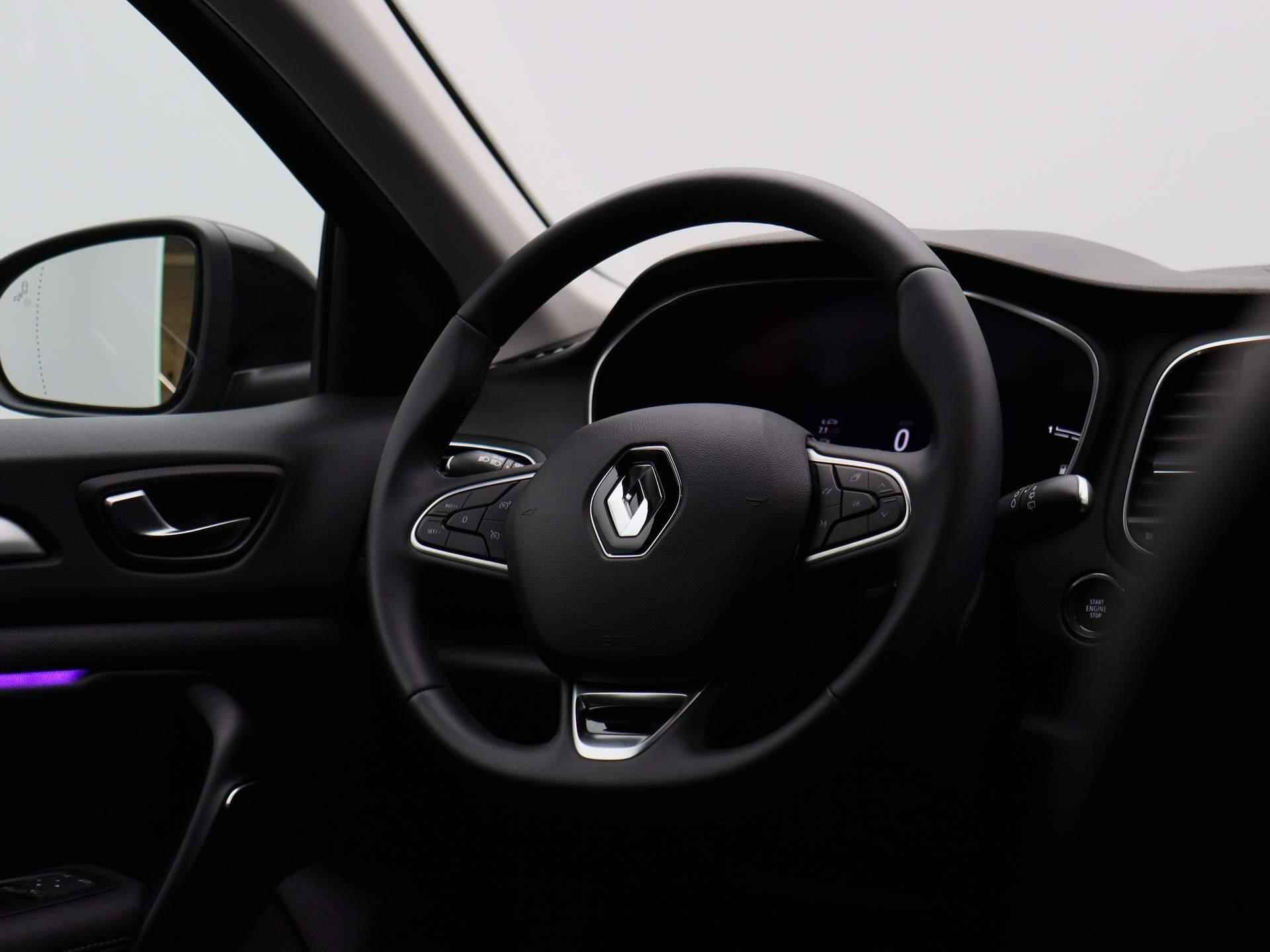 Renault Mégane Estate 1.3 TCe 140 Techno Navigatie / Climate Control / Cruise Control / Parkeersensoren Voor en Achter  / Camera Achter / Apple Carplay & Android Auto - 34/36