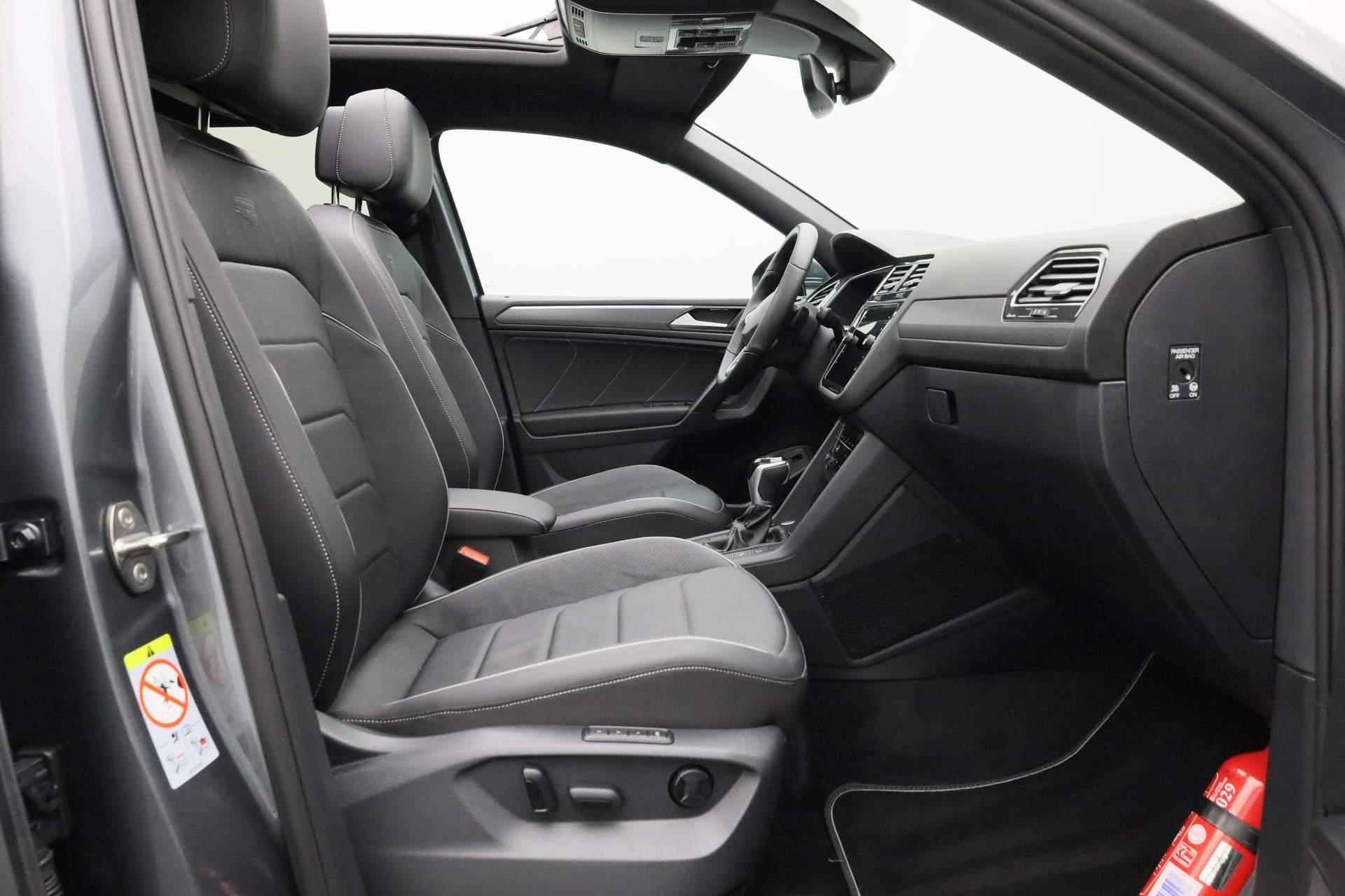 Volkswagen Tiguan Allspace 7 pers. 1.5 TSI 150PK DSG R-Line | Pano | Leer | Trekhaak | Keyless | Camera | IQ Light | 19 inch - 41/49
