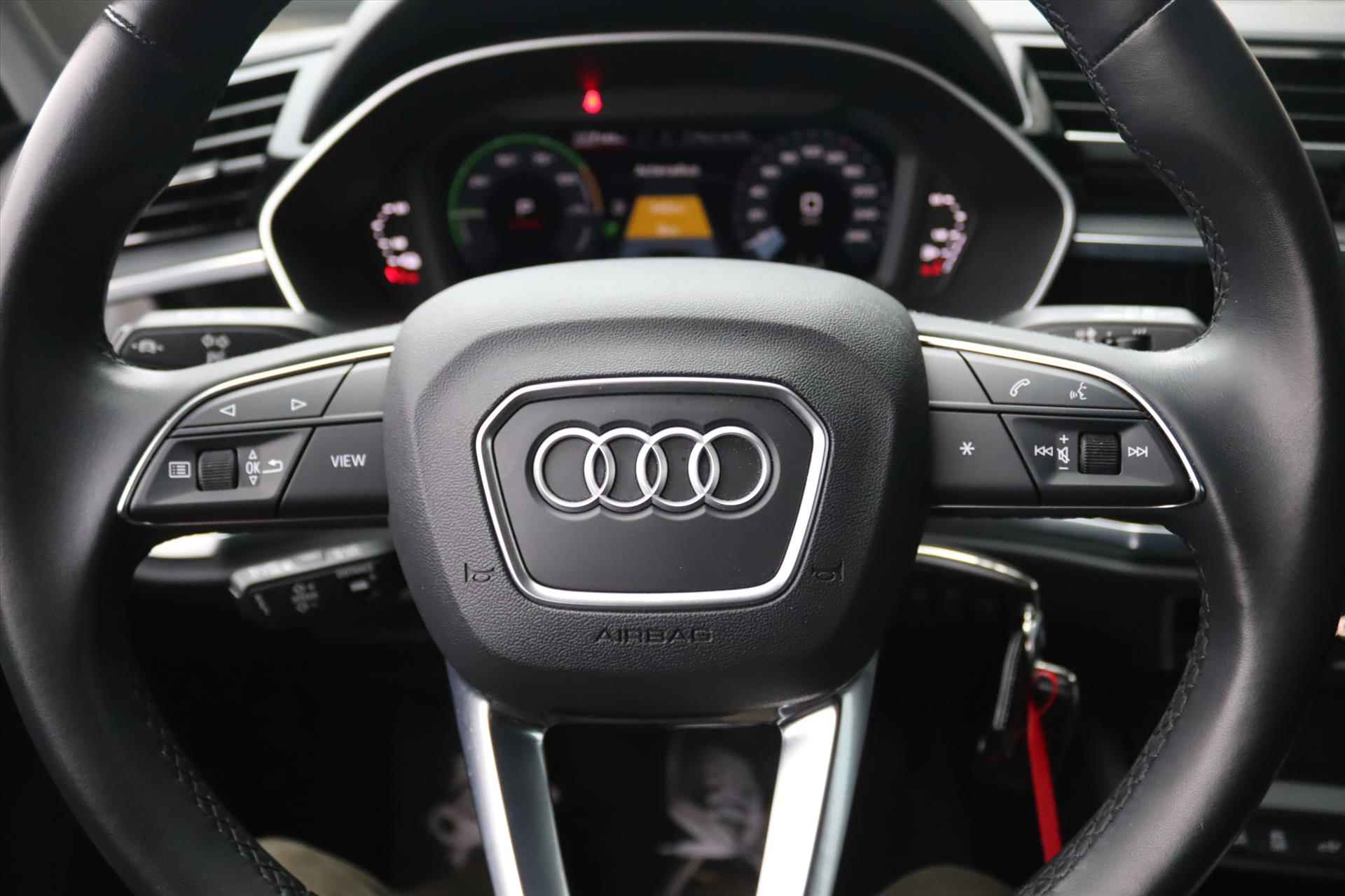 Audi Q3 45TFSIe 245PK PHEV AUTOMAAT BLACK E.D. Navi Carplay | Adapt.Cruise | Virtual Cockpit | Verwarmde stoelen | Electr.Klep | - 31/56