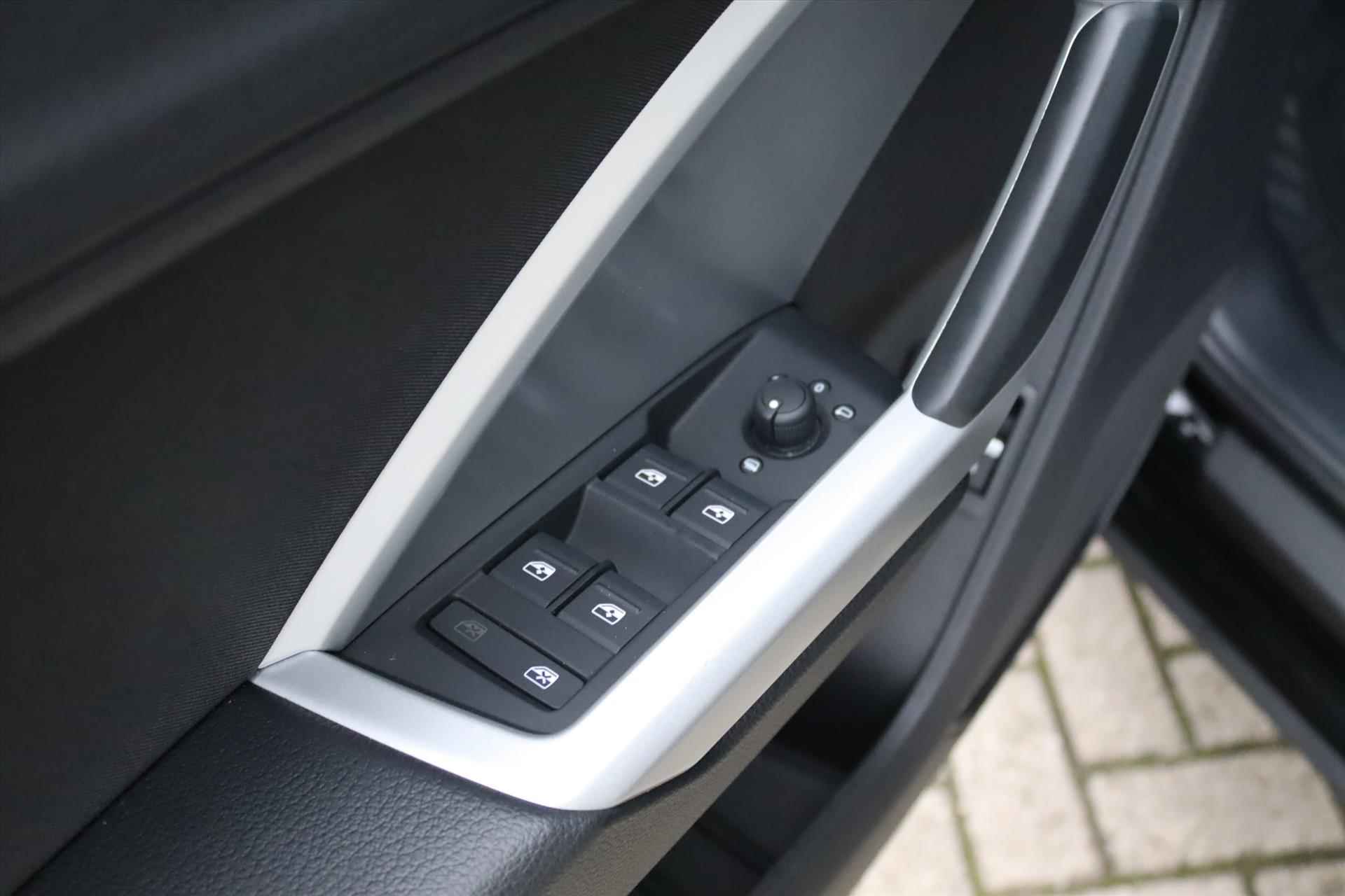 Audi Q3 45TFSIe 245PK PHEV AUTOMAAT BLACK E.D. Navi Carplay | Adapt.Cruise | Virtual Cockpit | Verwarmde stoelen | Electr.Klep | - 37/56