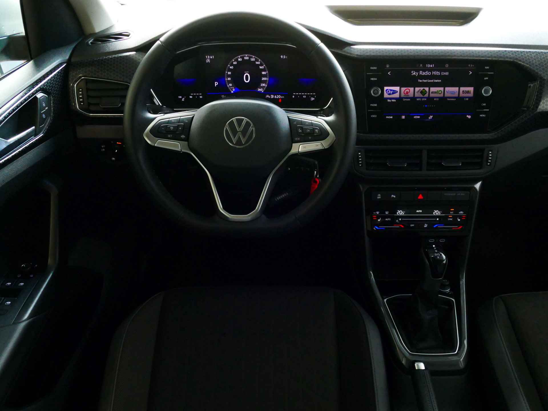 Volkswagen T-Cross 1.5 TSI 150PK STYLE LED NAVI VIR.COCKPIT CARPLAY CAMERA STOELVERW. ADAP.CRUIS DAB 10/2023 70 BIJNA NIEUWE VOLKSWAGEN'S UIT VOORRAAD LEVERBAAR - 19/68