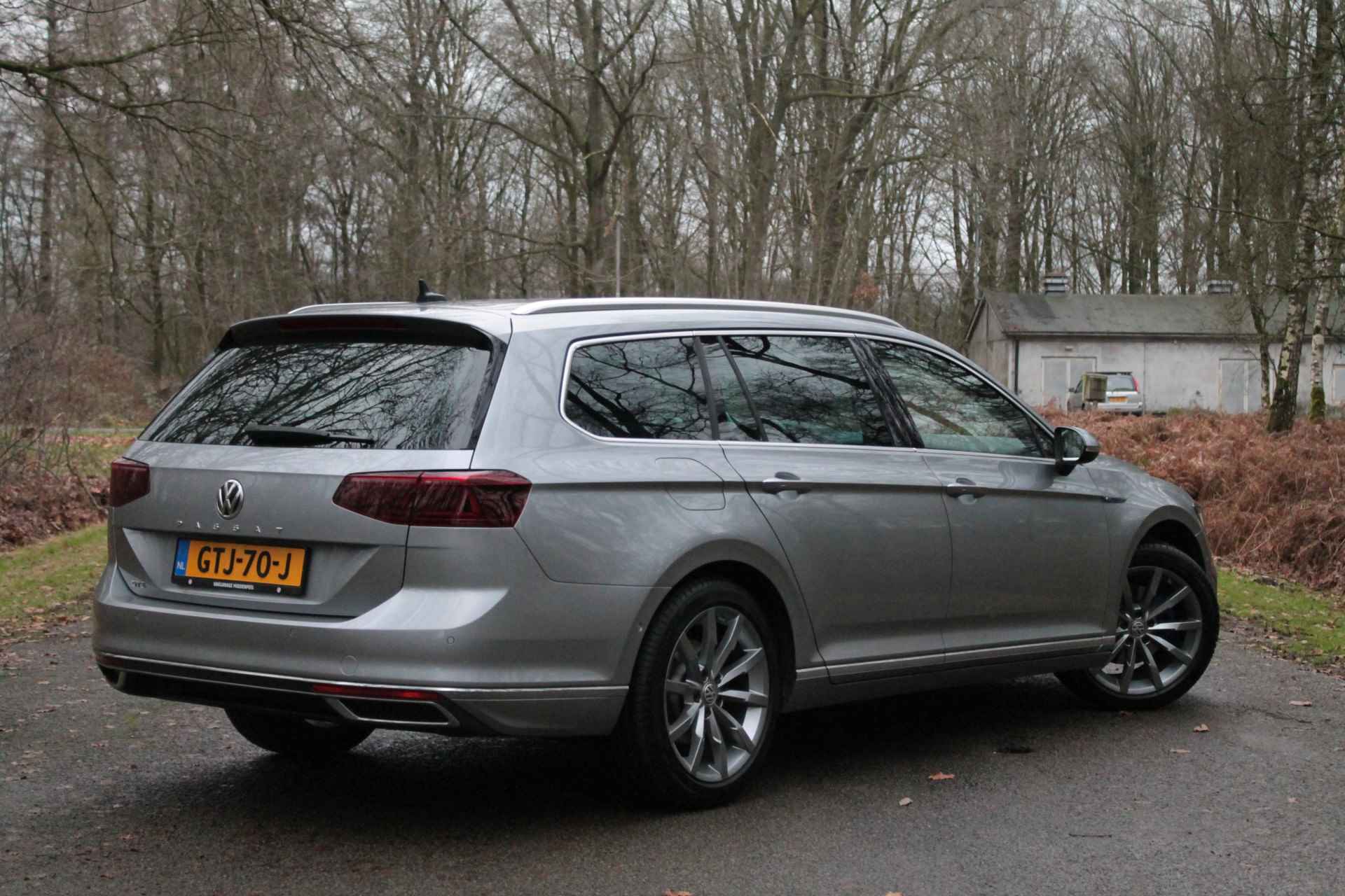 Volkswagen Passat Variant 1.4 TSI PHEV GTE 218PK Pano | Trekhaak - 2/40