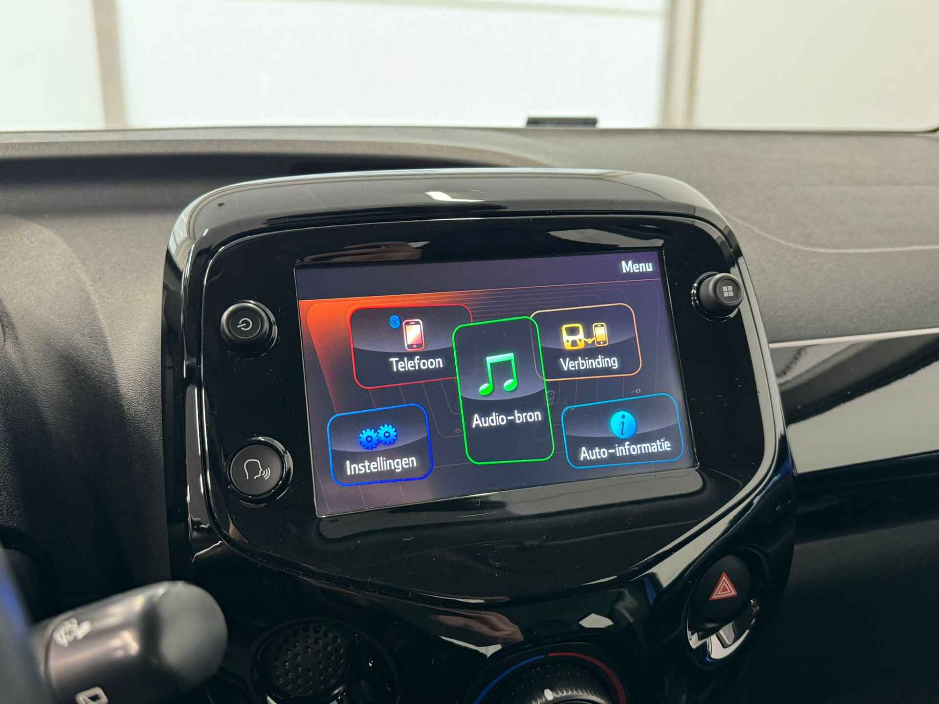 Peugeot 108 1.0 e-VTi Allure | Apple Carplay / Android auto - 22/31