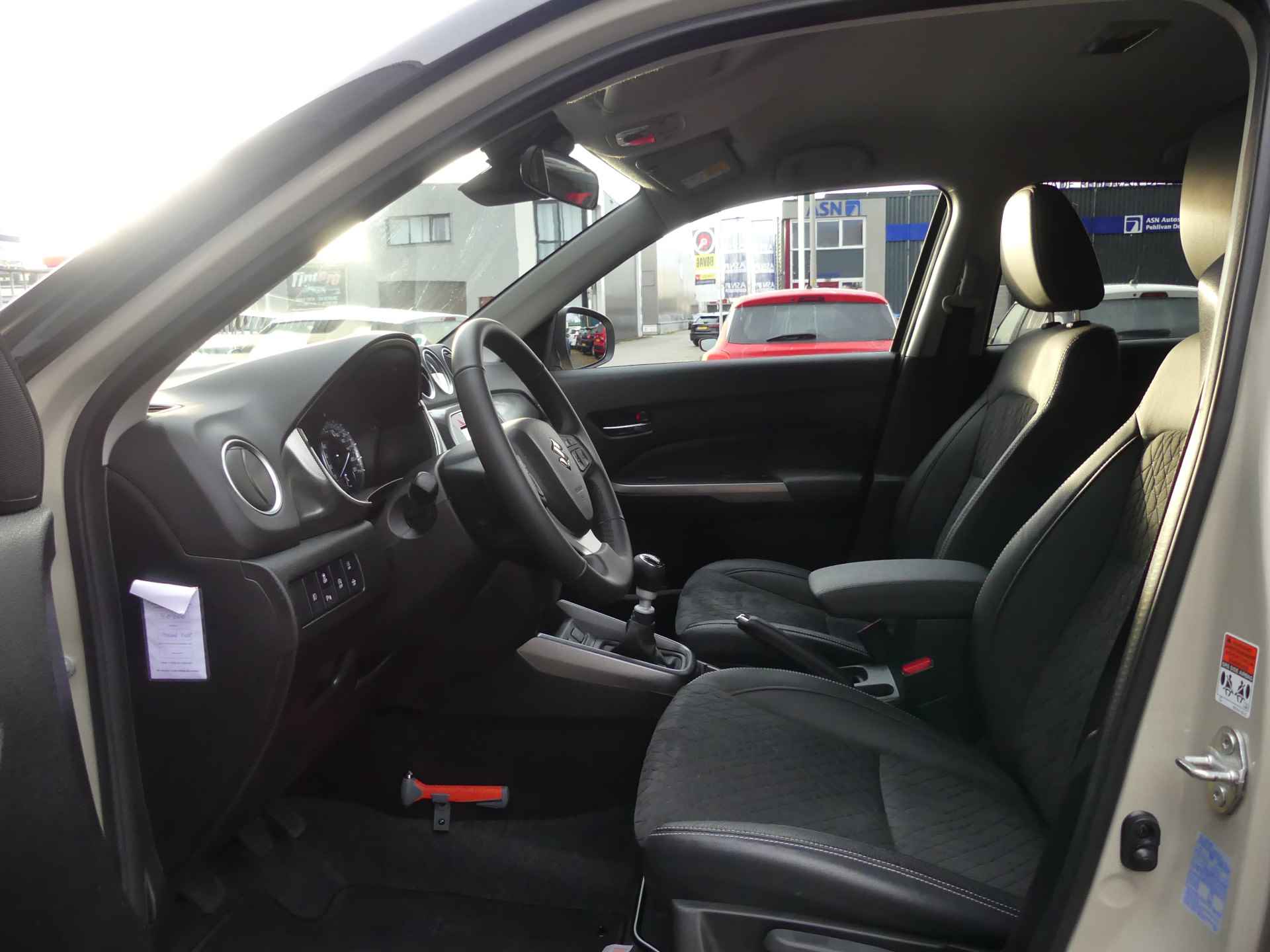 Suzuki Vitara 1.4 Boosterjet Style Smart Hybrid Origineel Nederlandse Auto, Navigatie, Climate Control, - 11/29