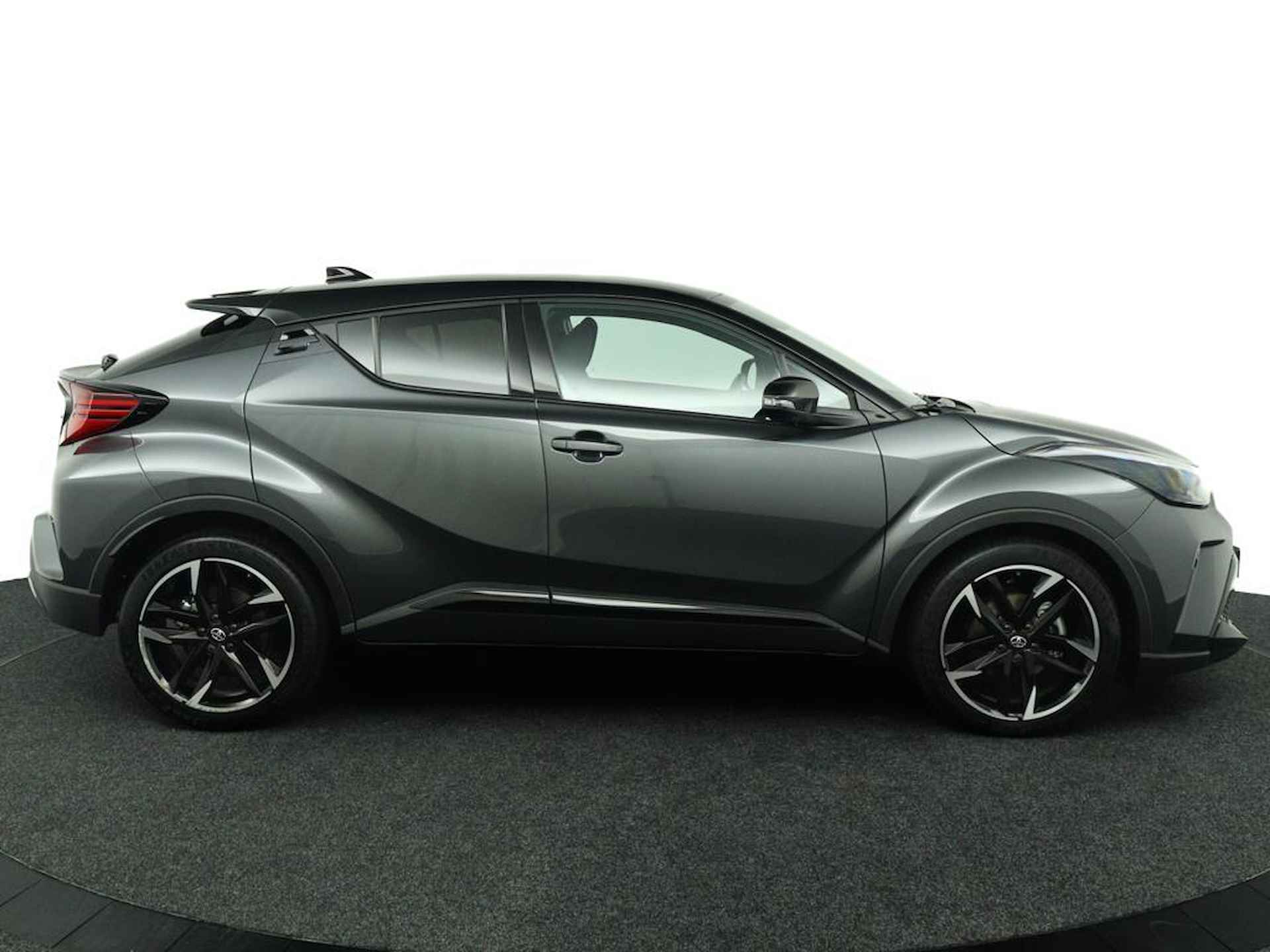 Toyota C-HR 1.8 Hybrid GR-Sport | Originele GR-Sport | Navigatie | Automatisch inparkeren | - 6/53