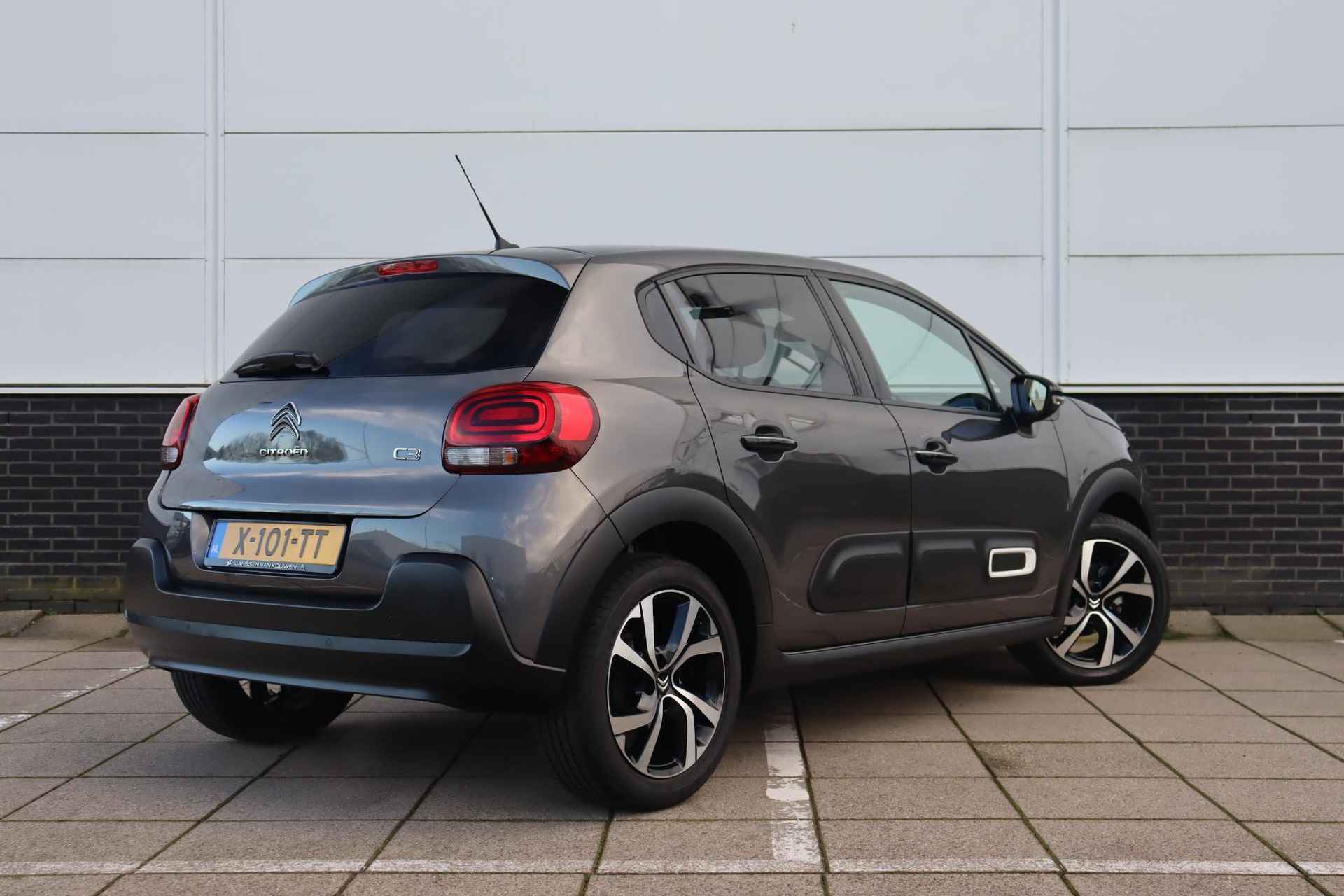 Citroen C3 1.2 PureTech Max / Camera / Keyless / Navigatie / 17" LMV - 4/46