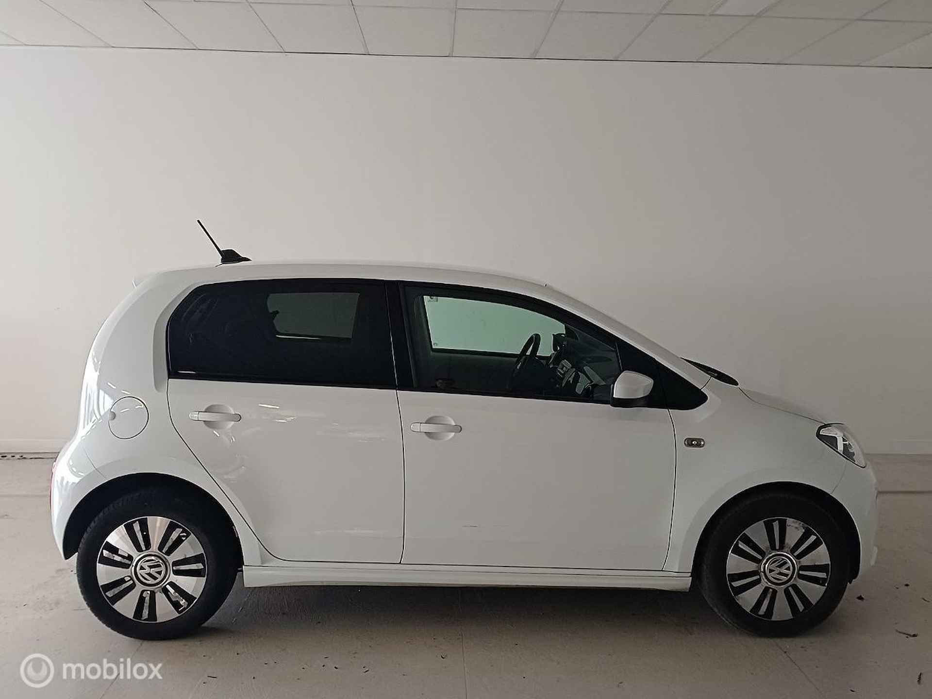 Volkswagen Up! e-Up! - 5/16