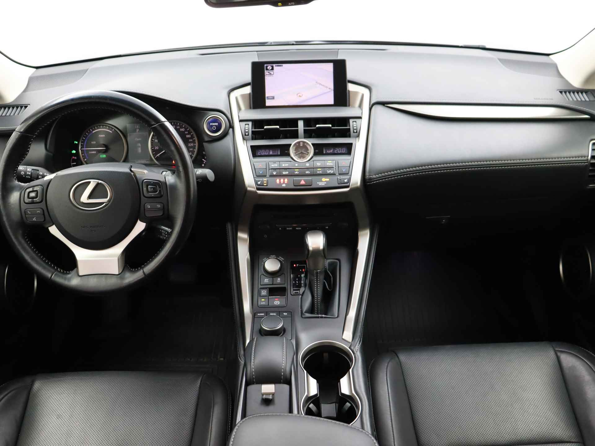 Lexus NX 300h AWD Luxury Line | Elektrisch verstelbare voorstoelen | Stoelverwarming | Navigatie | Parkeersensoren | - 5/42