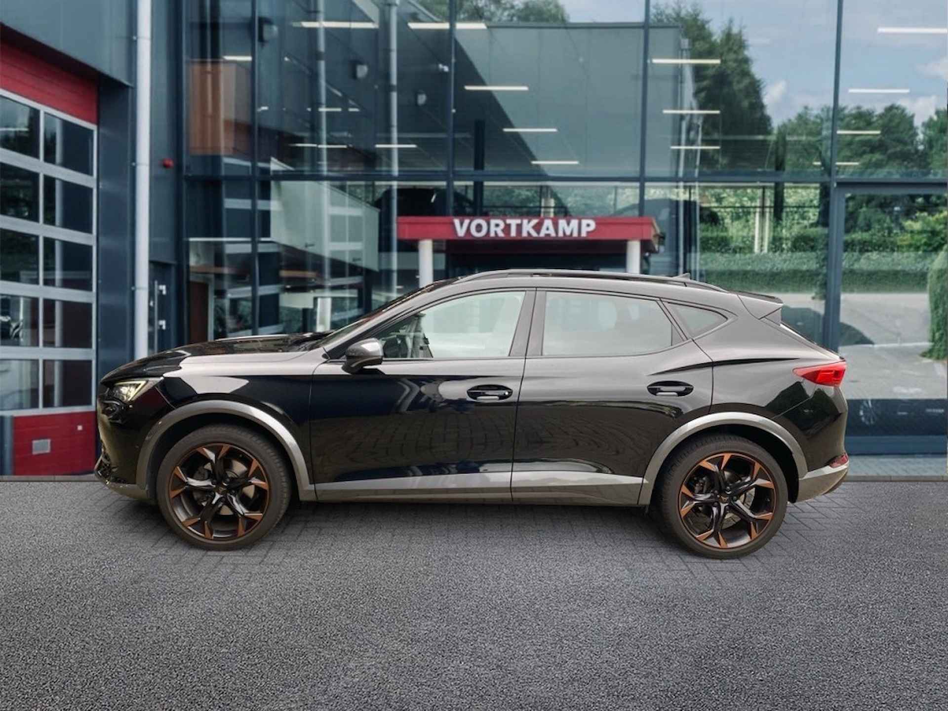 CUPRA Formentor 1.5 TSI DSG PANO-DAK/TREKHAAK/CAMERA/NAVI/ACC/STOELVERW - 8/27