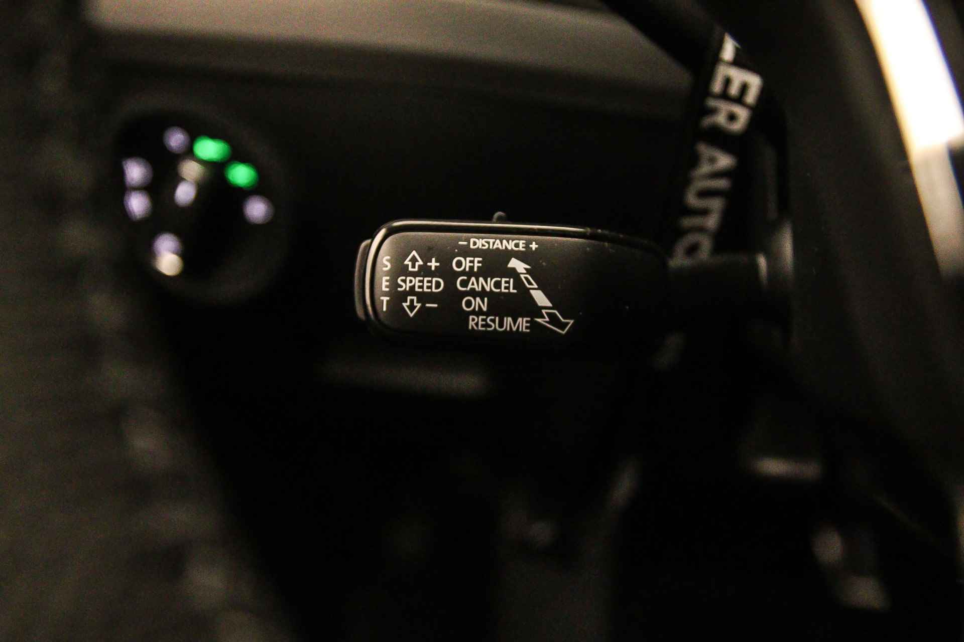 Škoda Superb Sportline Business 1.5 TSI 150pk DSG Automaat Panoramadak, Adaptive cruise control, Navigatie, LED matrix verlichting, Achteruitrijcamera, Stoelverwarming, Airco, Parkeersensoren, Elektrische achterklep - 14/51
