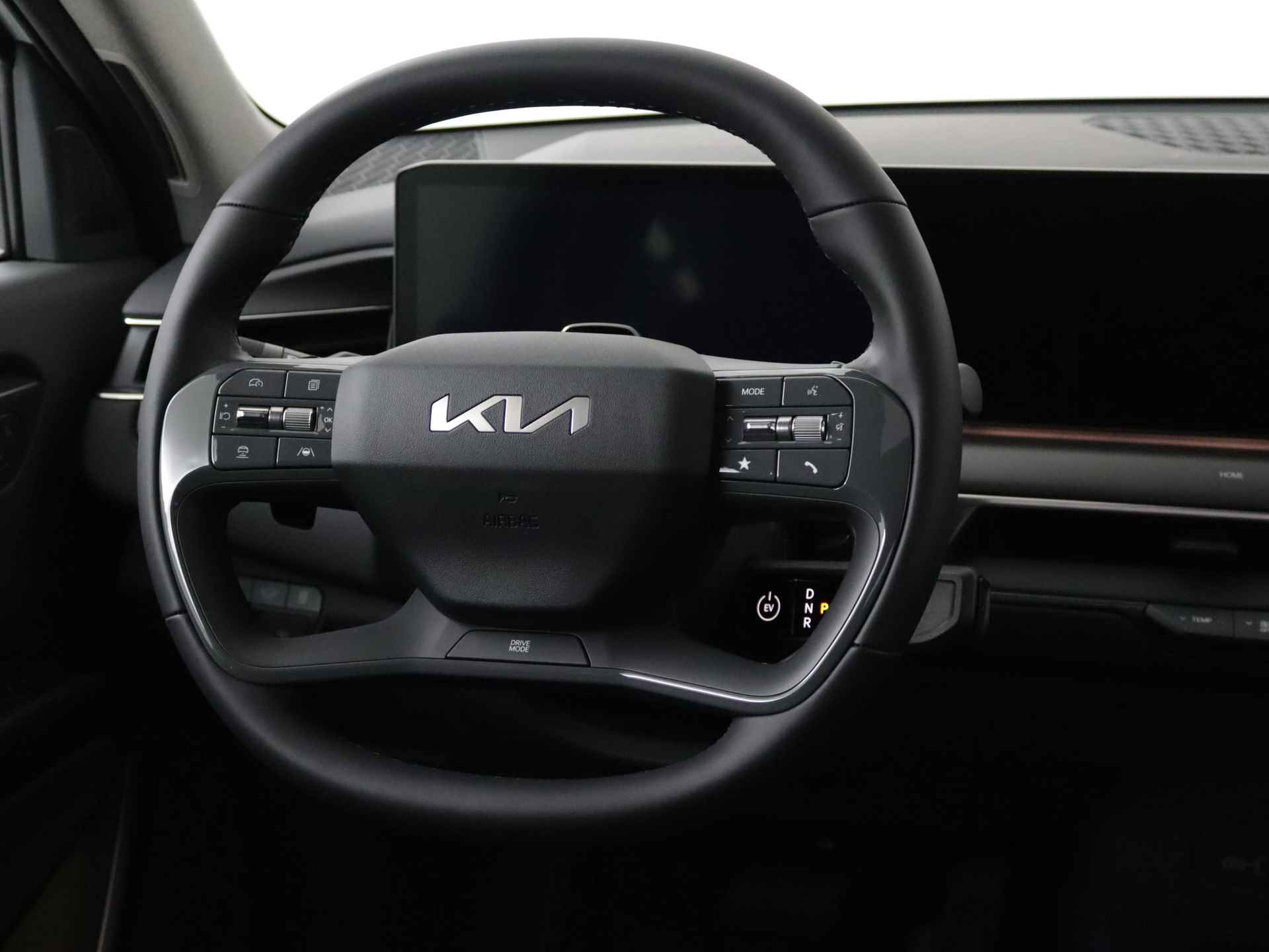 Kia EV9 Plus 99.8 kWh | Panoramadak | Head-up display | Rondomzicht camera | Adaptive Cruise Control | Beschikbaar per 08-01-2025 - 8/48