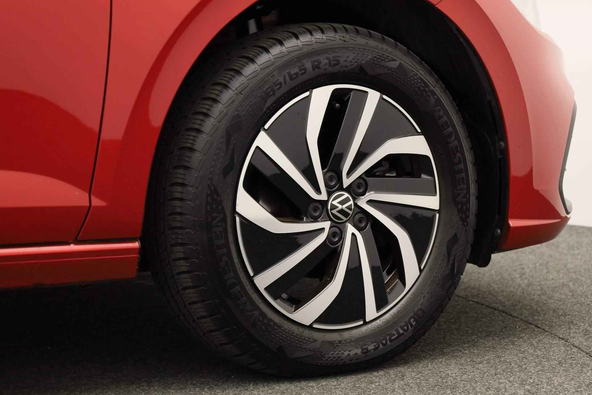 Volkswagen Polo 1.0 TSI Life 95PK Business | ACC | Navi | Stoelverwarming | Parkeersensoren voor/achter - 13/35