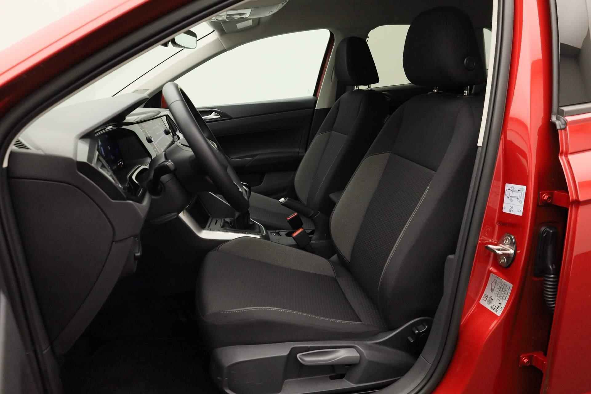 Volkswagen Polo 1.0 TSI Life 95PK Business | ACC | Navi | Stoelverwarming | Parkeersensoren voor/achter - 20/35