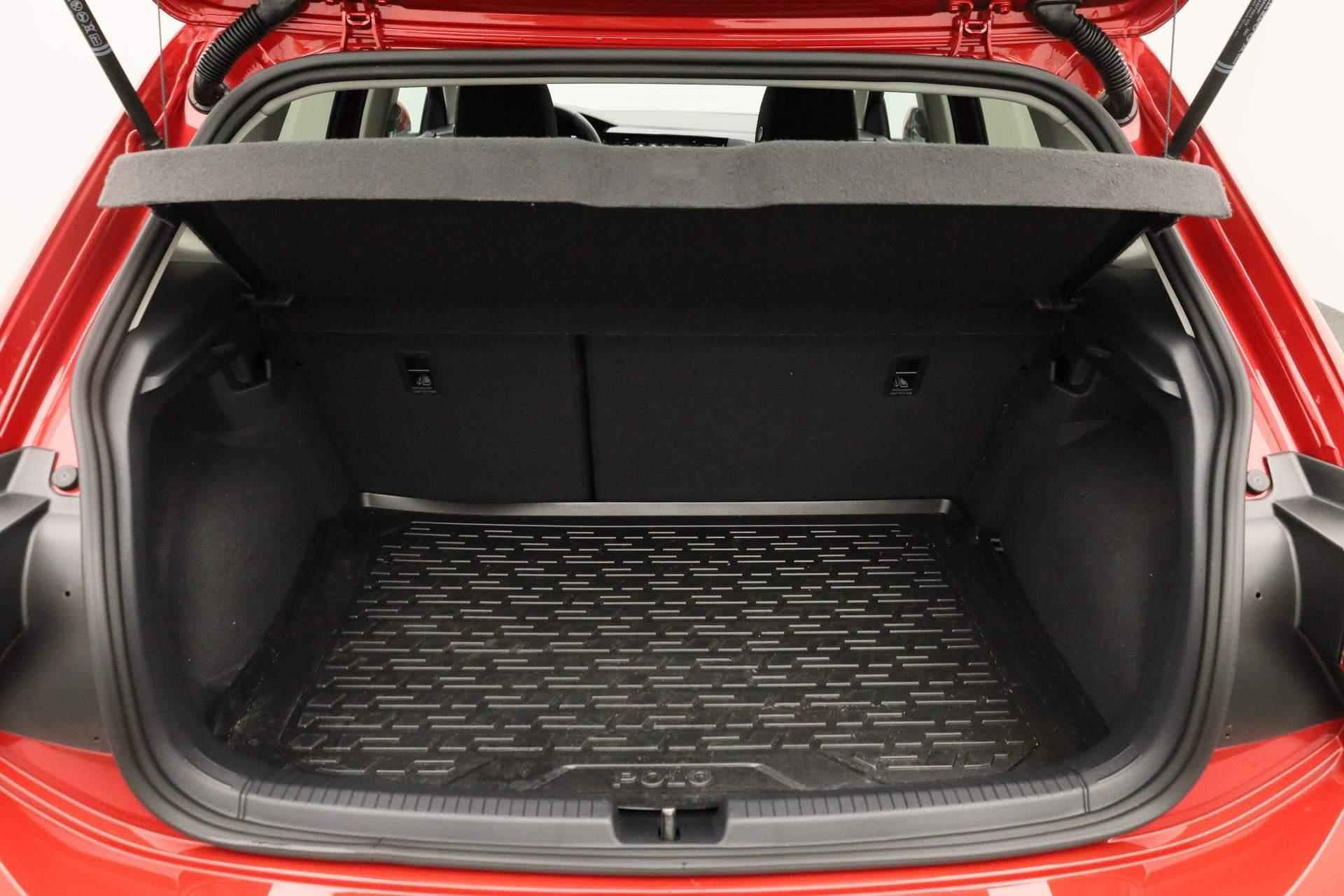 Volkswagen Polo 1.0 TSI Life 95PK Business | ACC | Navi | Stoelverwarming | Parkeersensoren voor/achter - 35/35