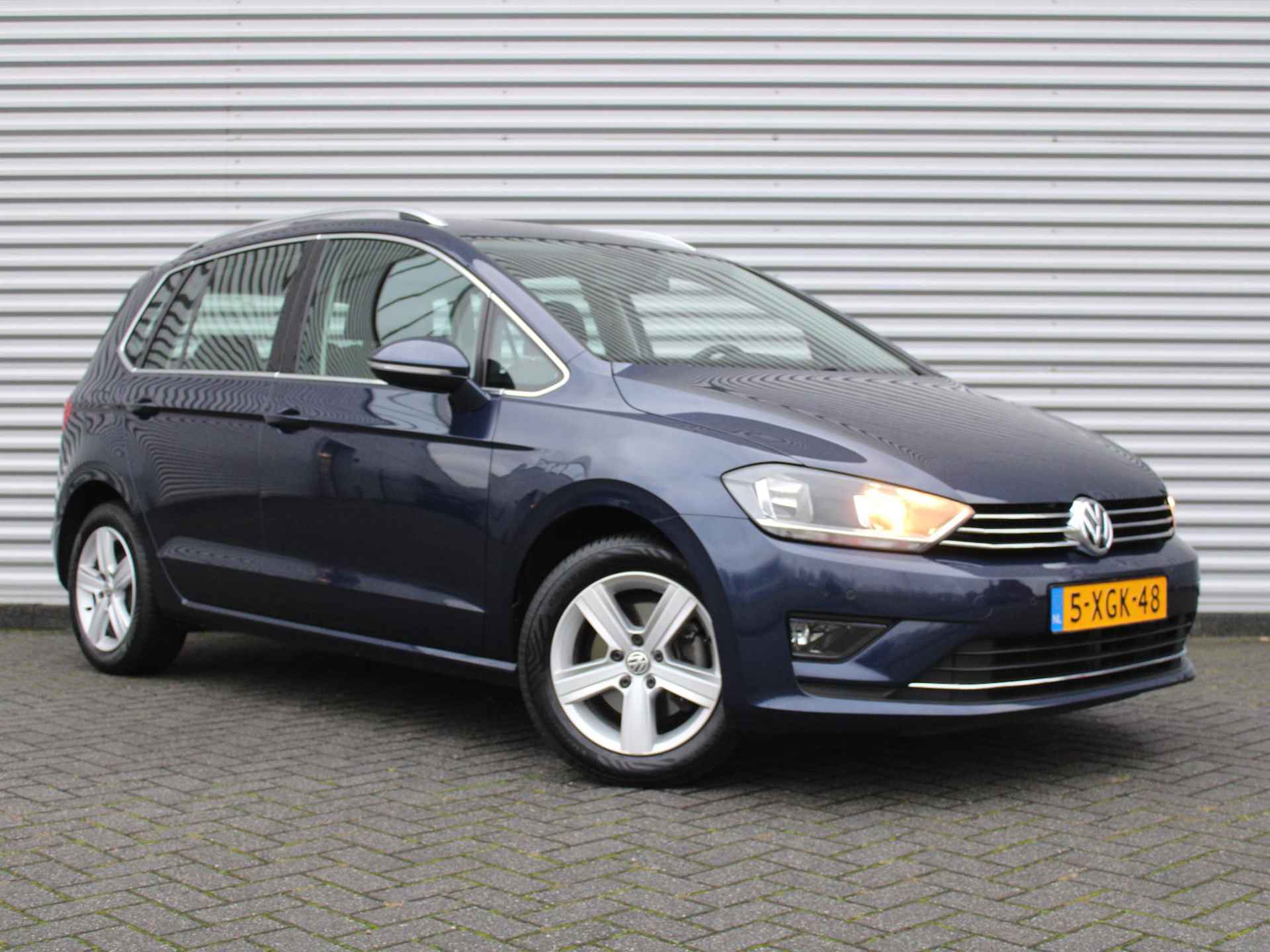 Volkswagen Golf Sportsvan 1.4 TSI Highline | Navi | Trekhaak | Cruise | 16" LM | PDC | - 4/32