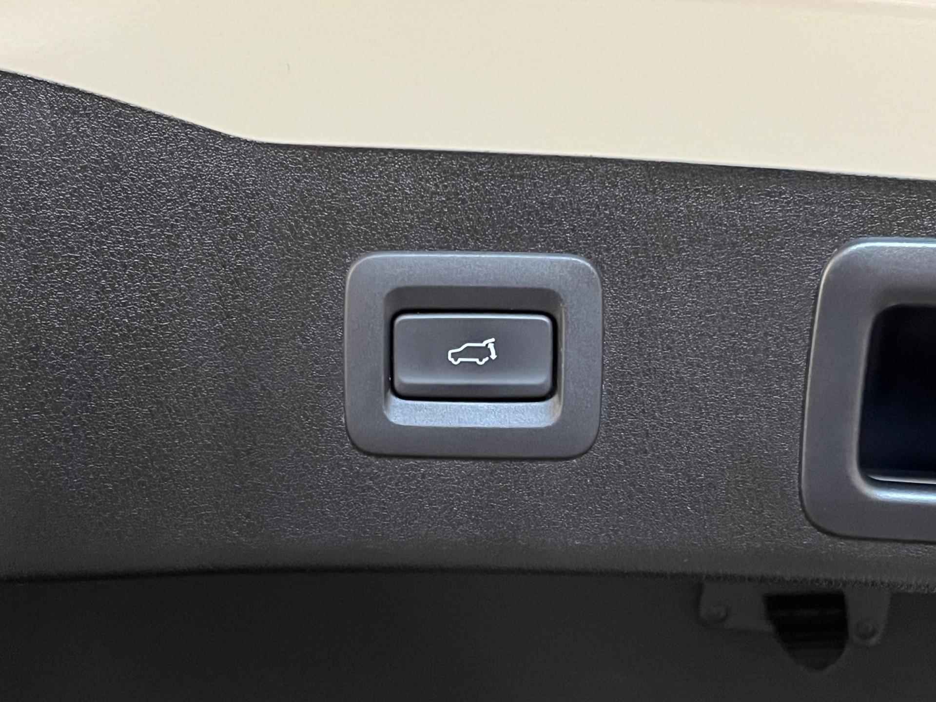 Mazda CX-5 2.0 SkyActiv-G 165 Sport Selected | Head-up | 360 Camera | Navigatie | Cruise & Climate c. | Stuur-/Stoel verwarming - 12/31
