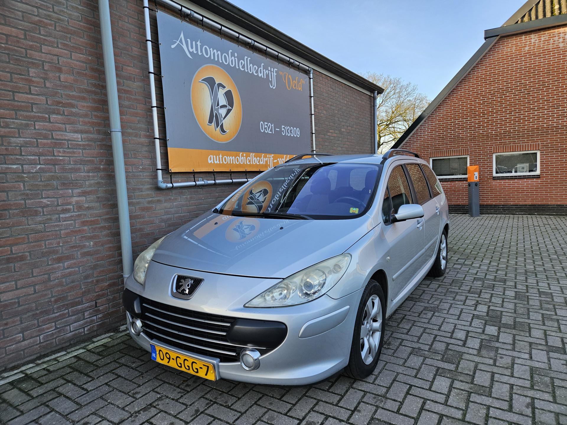 Peugeot 307 Break 2.0-16V Premium