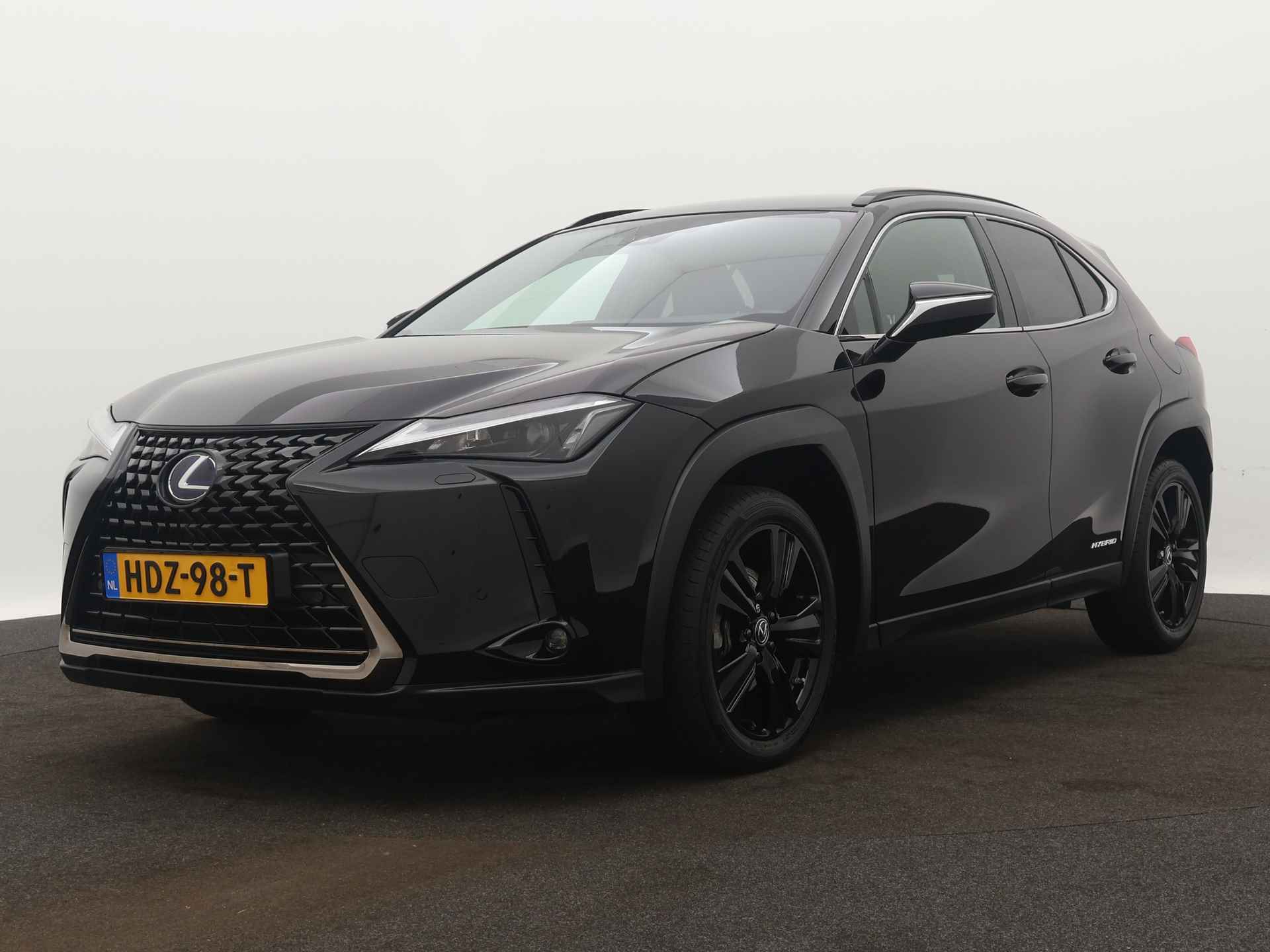 Lexus UX 250h Black Edition | Dodehoekdetector | 18" LM Velgen | Leder | Navigatie | - 17/50