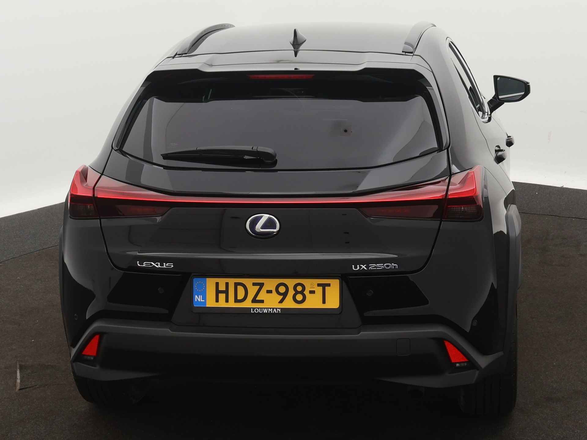 Lexus UX 250h Black Edition | Dodehoekdetector | 18" LM Velgen | Leder | Navigatie | - 40/50