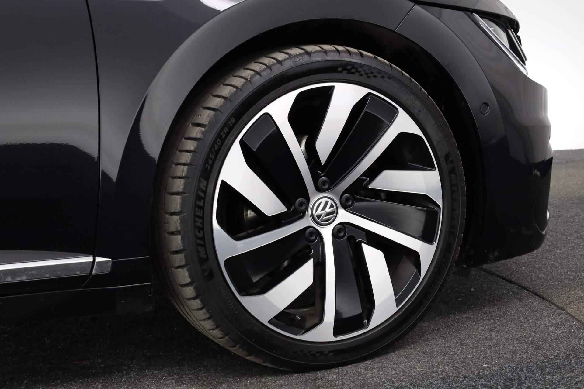 Volkswagen Arteon 2.0 TSI 190PK DSG Elegance Business R | R-line | Pano | Camera | Stoel-/achterbankverwarming | Park assist | 19 inch | DAB - 16/43