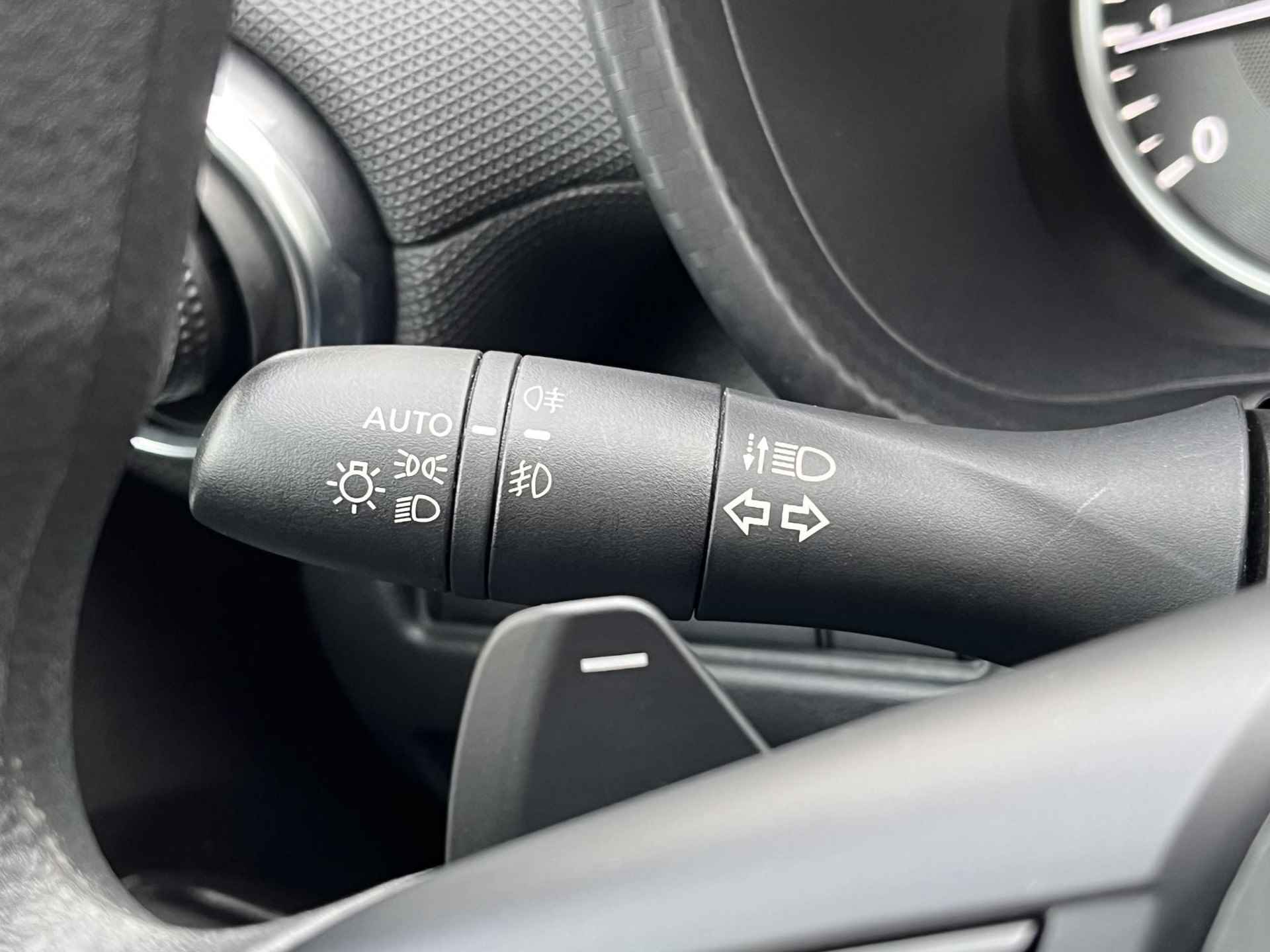 Nissan Juke 1.0 DIG-T 117PK Acenta Automaat / Climate control / Navigatie / Stoelverwarming / Apple carplay & Android auto - 31/45