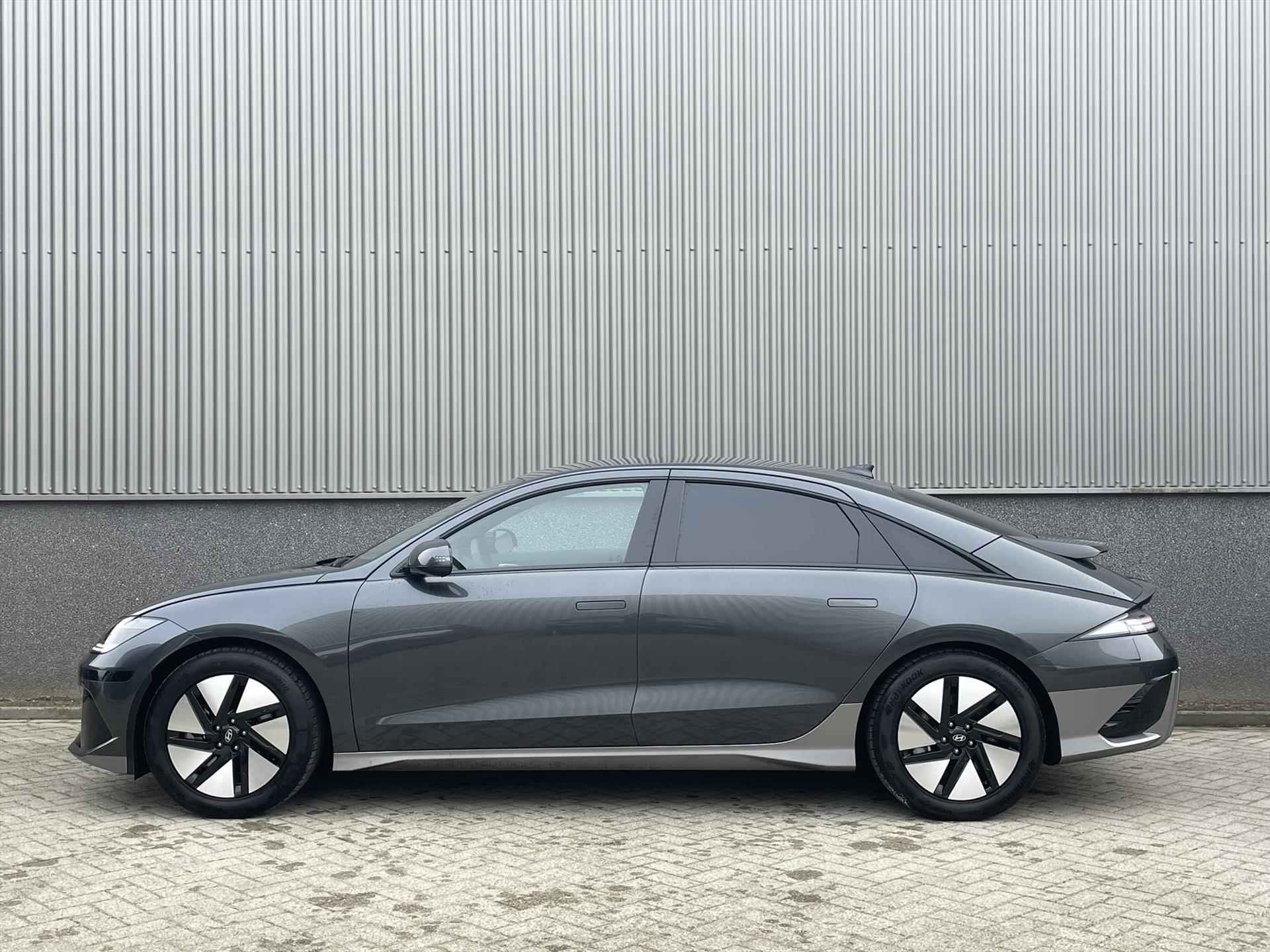 Hyundai Ioniq 6 77,4 kWh 229pk RWD Connect | 100% ELEKTRISCH! | Navigatie | Stoelverwarming Voor & Achter | Camera Achter | PDC Voor & Achter | - 8/43