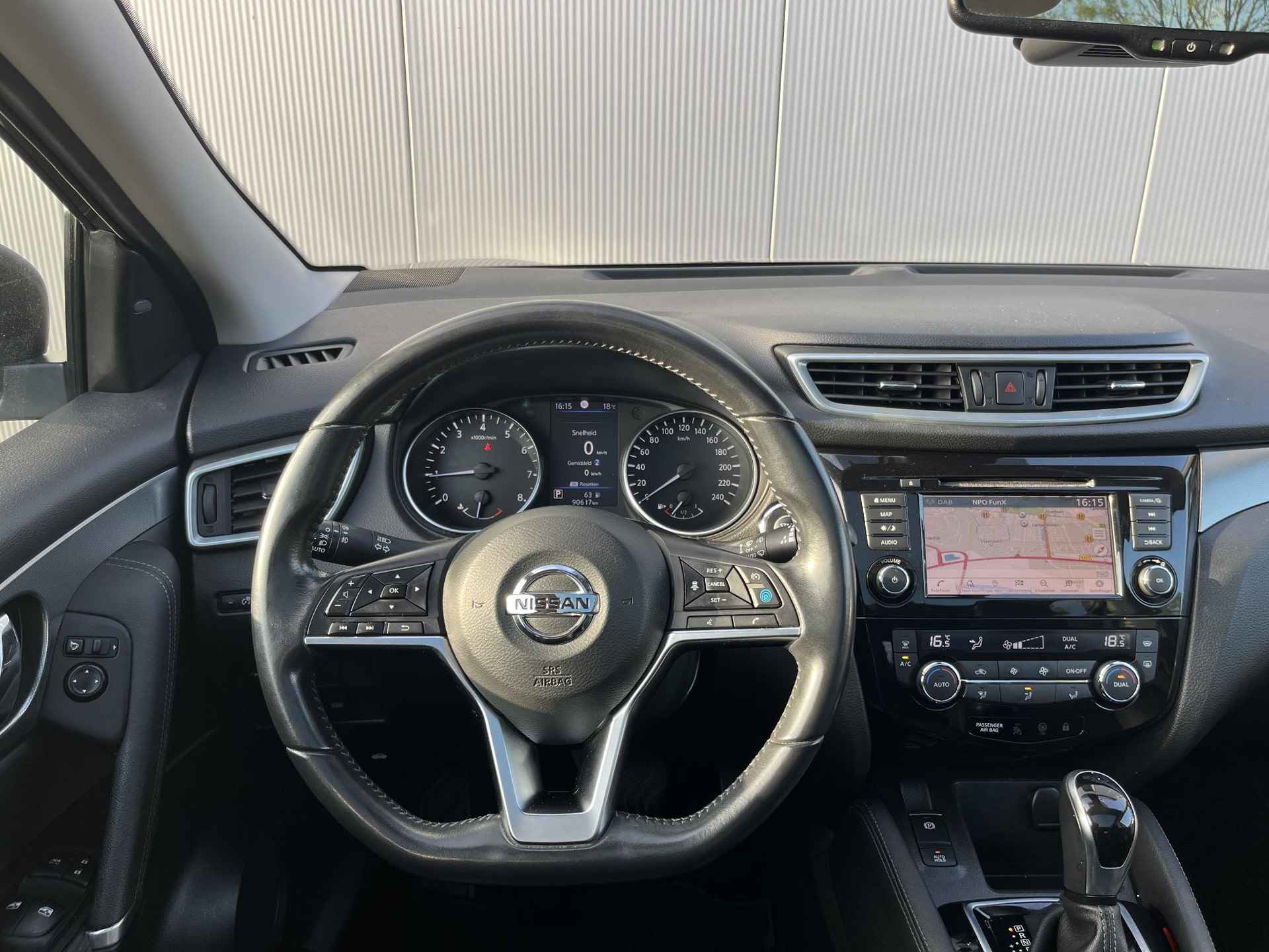 Nissan Qashqai 1.3 DIG-T Tekna / Trekhaak 1.500 KG Trekgewicht / Automaat / Panoramadak / Apple Carplay & Android Auto / 360 Camera / Adapative Cruise Control / - 34/43