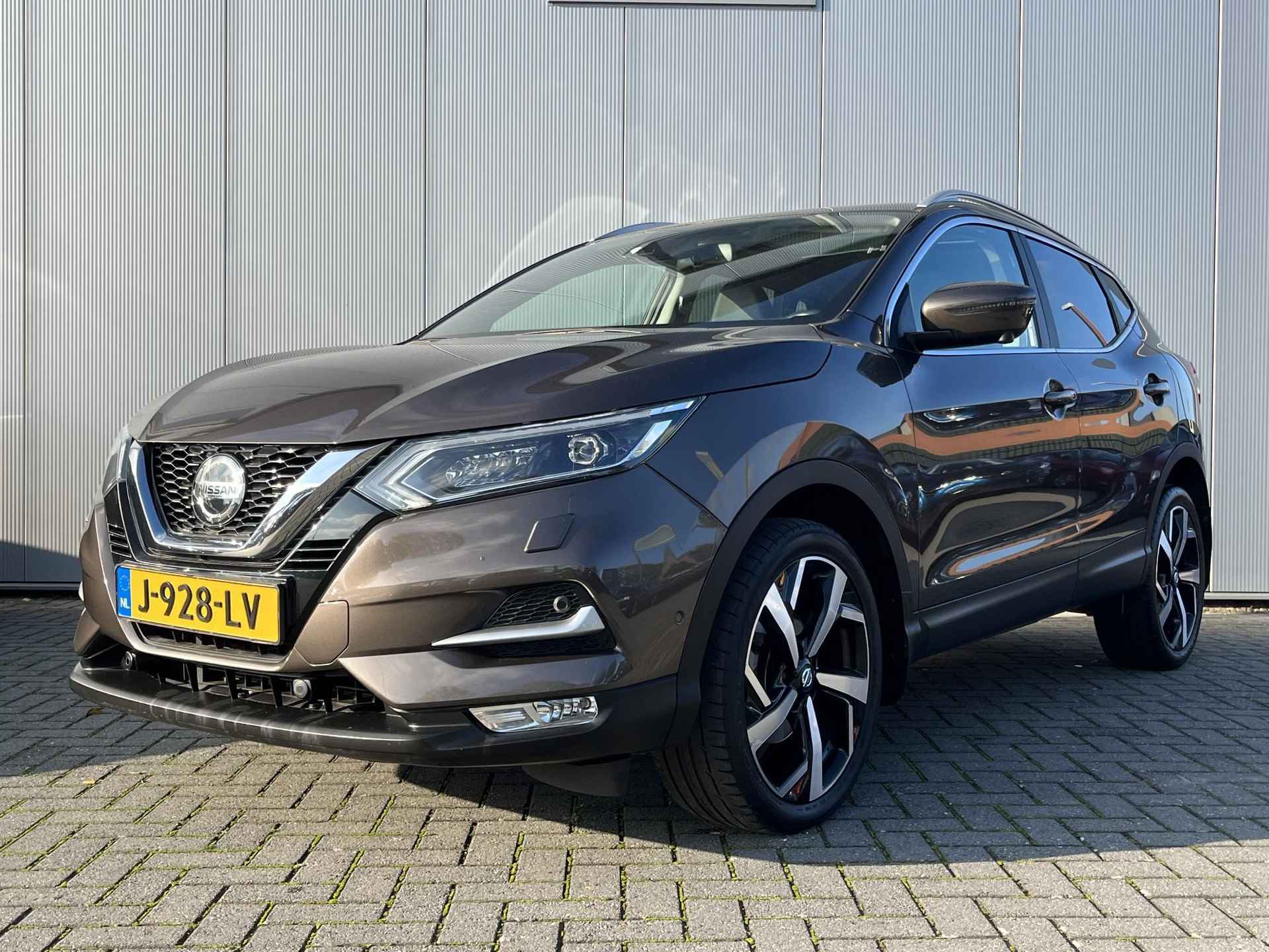 Nissan Qashqai 1.3 DIG-T Tekna / Trekhaak 1.500 KG Trekgewicht / Automaat / Panoramadak / Apple Carplay & Android Auto / 360 Camera / Adapative Cruise Control / - 36/43