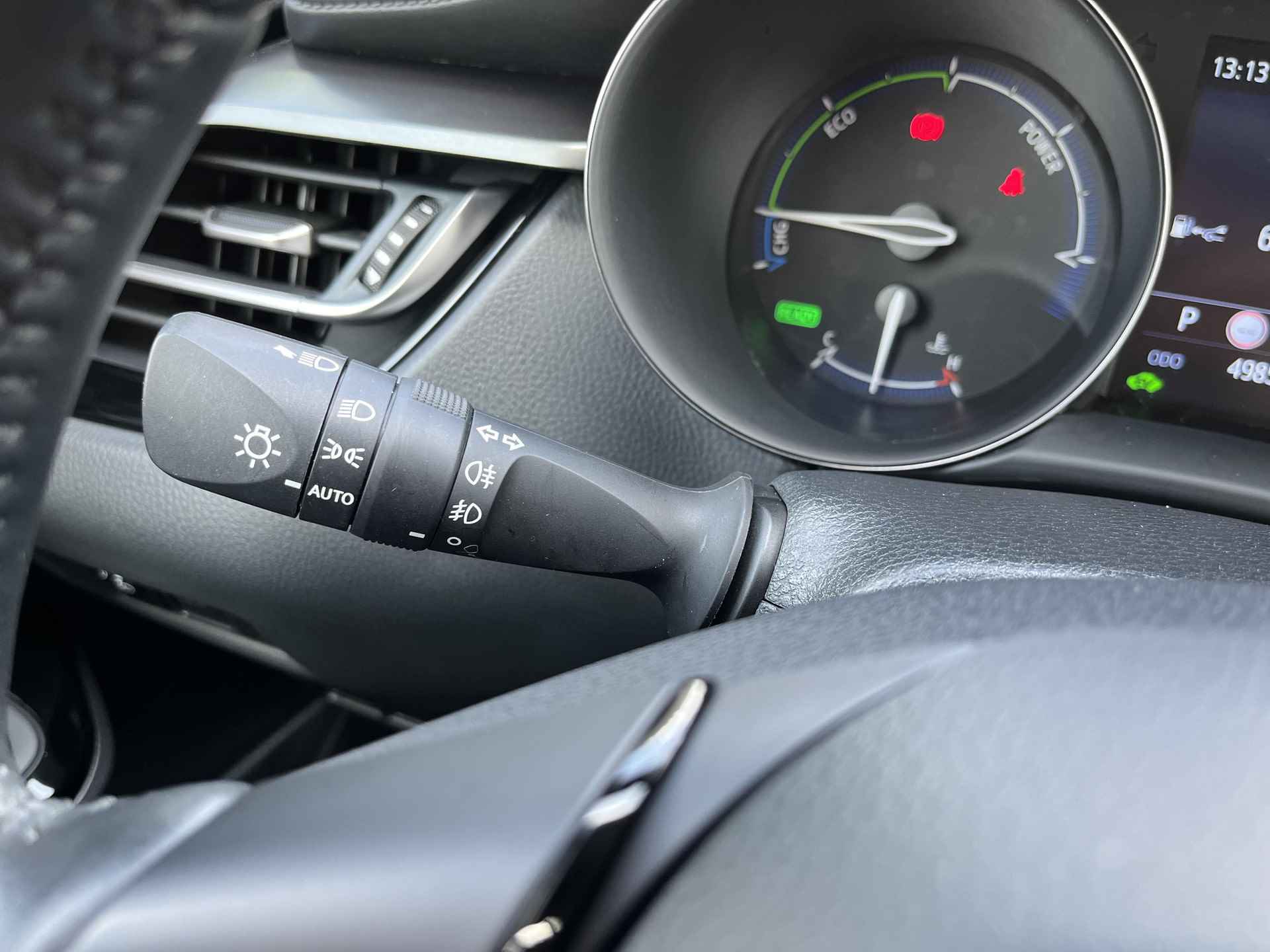 Toyota C-HR 1.8 Hybrid Dynamic | Navigatie | Apple CarPlay/Android auto | Achteruitrijcamera - 23/31