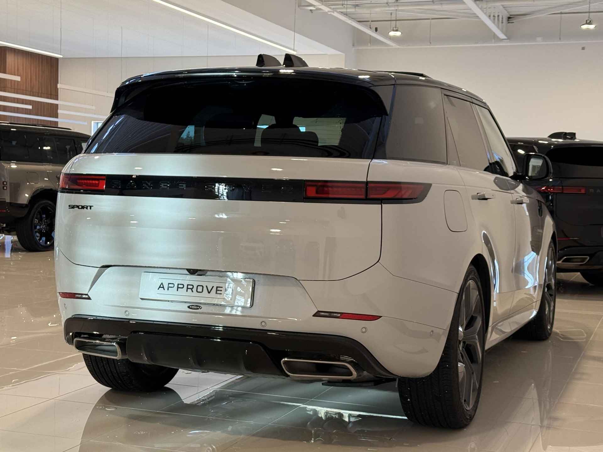 Land Rover Range Rover Sport 3.0 P460e Dynamic HSE PHEV | Schuif/Kanteldak | 23 inch Carbon velgen | Black Pack | Cold climate Pack | Vanaf April 2025 Leverbaar - 7/23