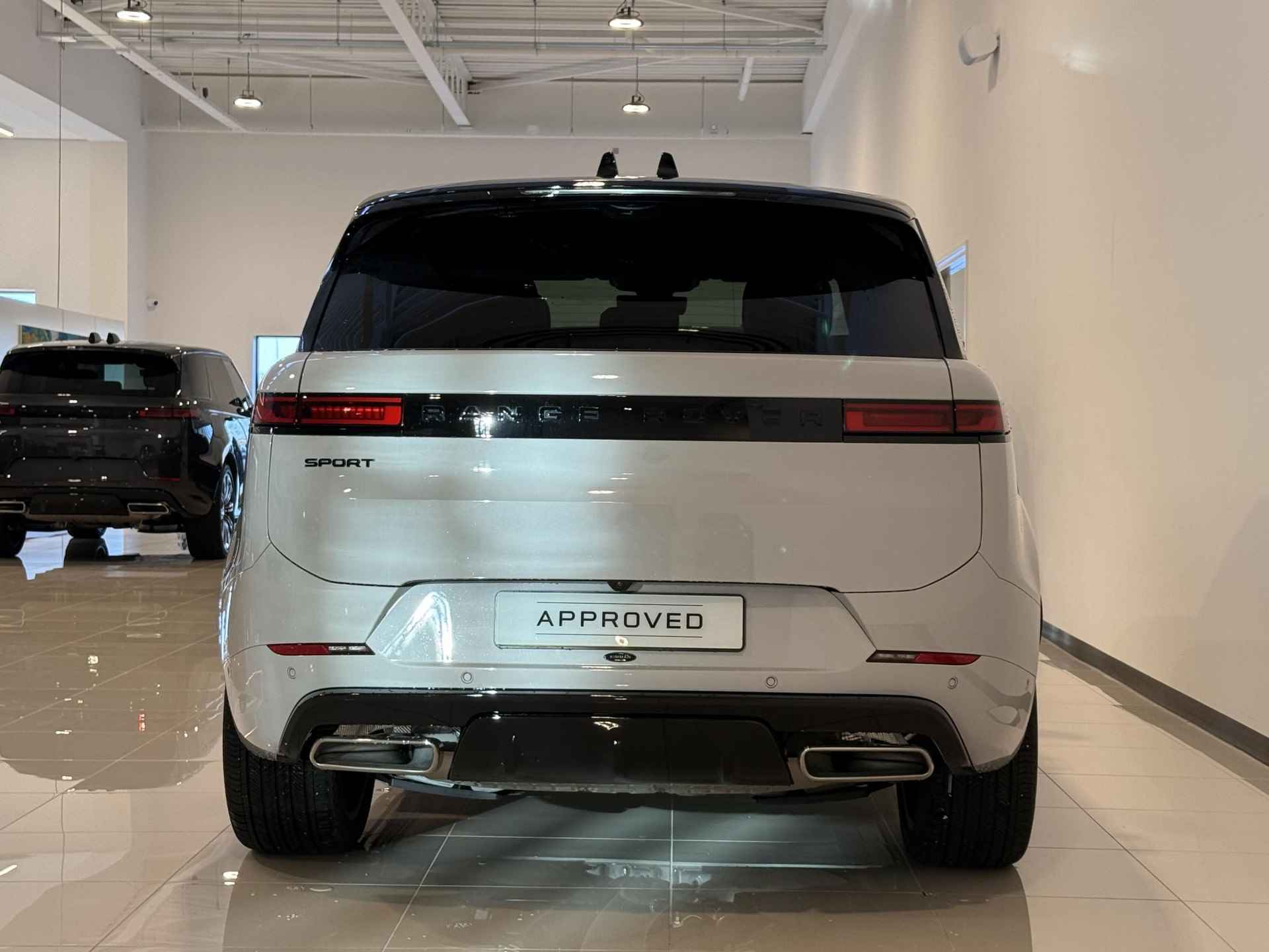 Land Rover Range Rover Sport 3.0 P460e Dynamic HSE PHEV | Schuif/Kanteldak | 23 inch Carbon velgen | Black Pack | Cold climate Pack | Vanaf April 2025 Leverbaar - 6/23